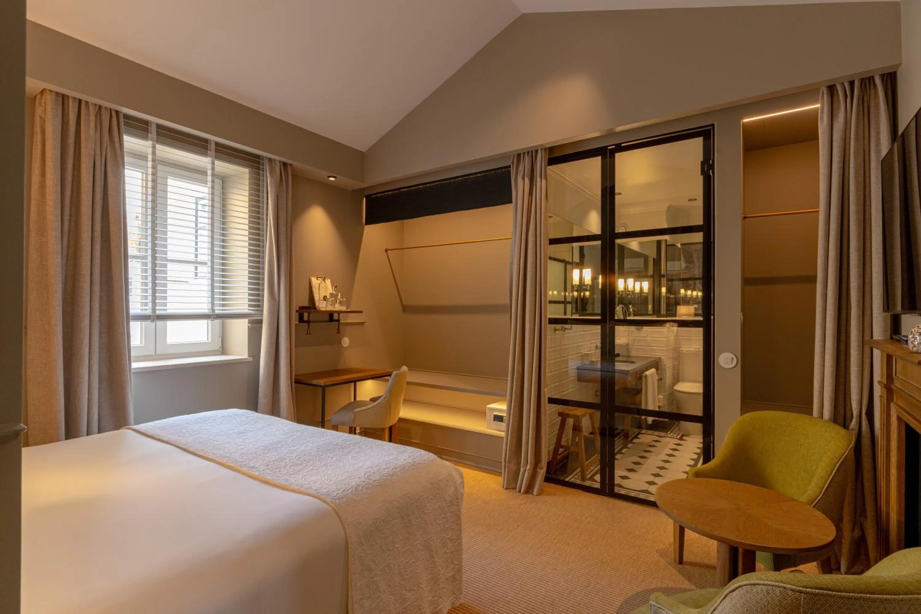 Bed in AlmaLusa Alfama