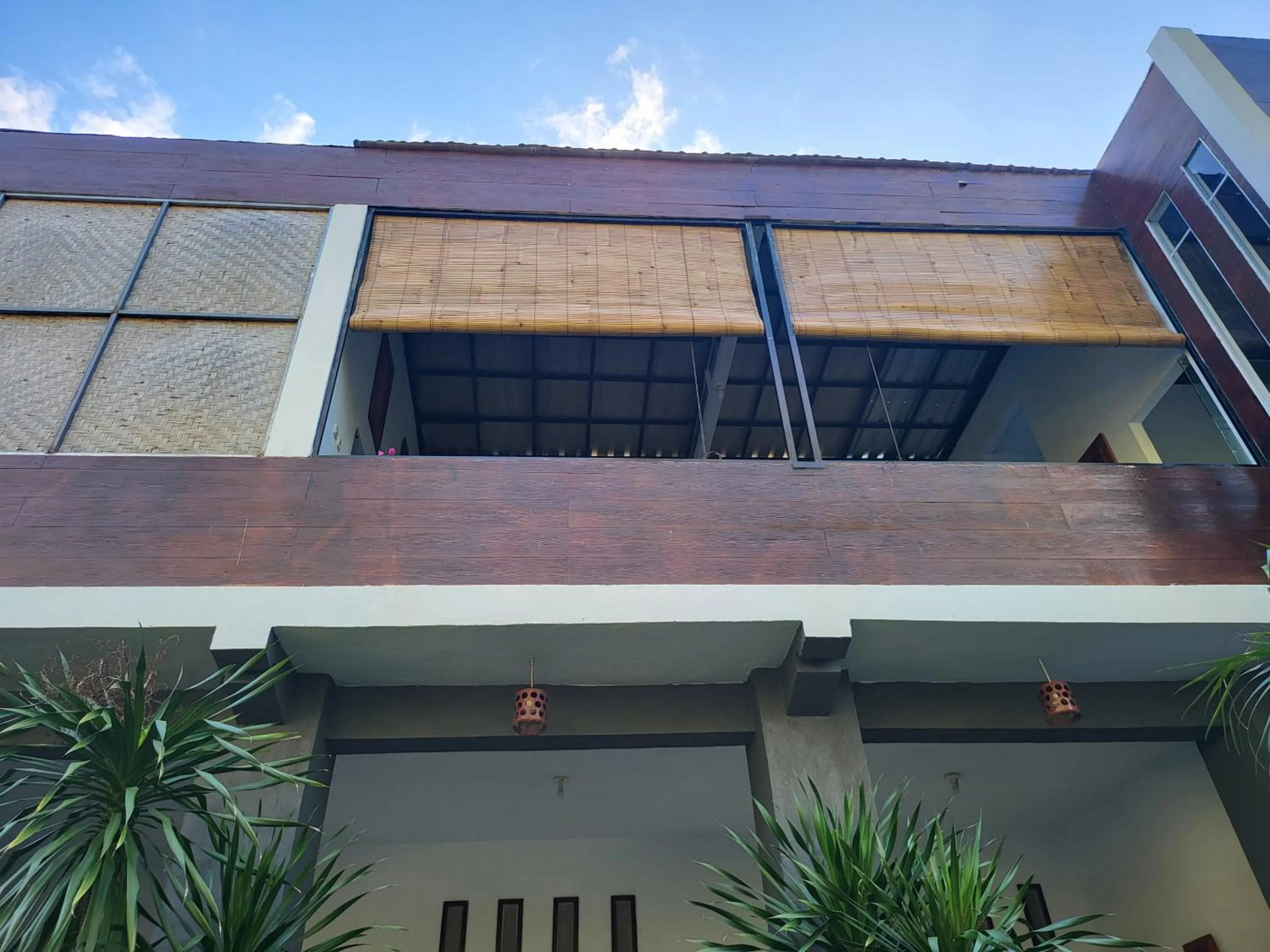 Property building in Exotic Backpackers