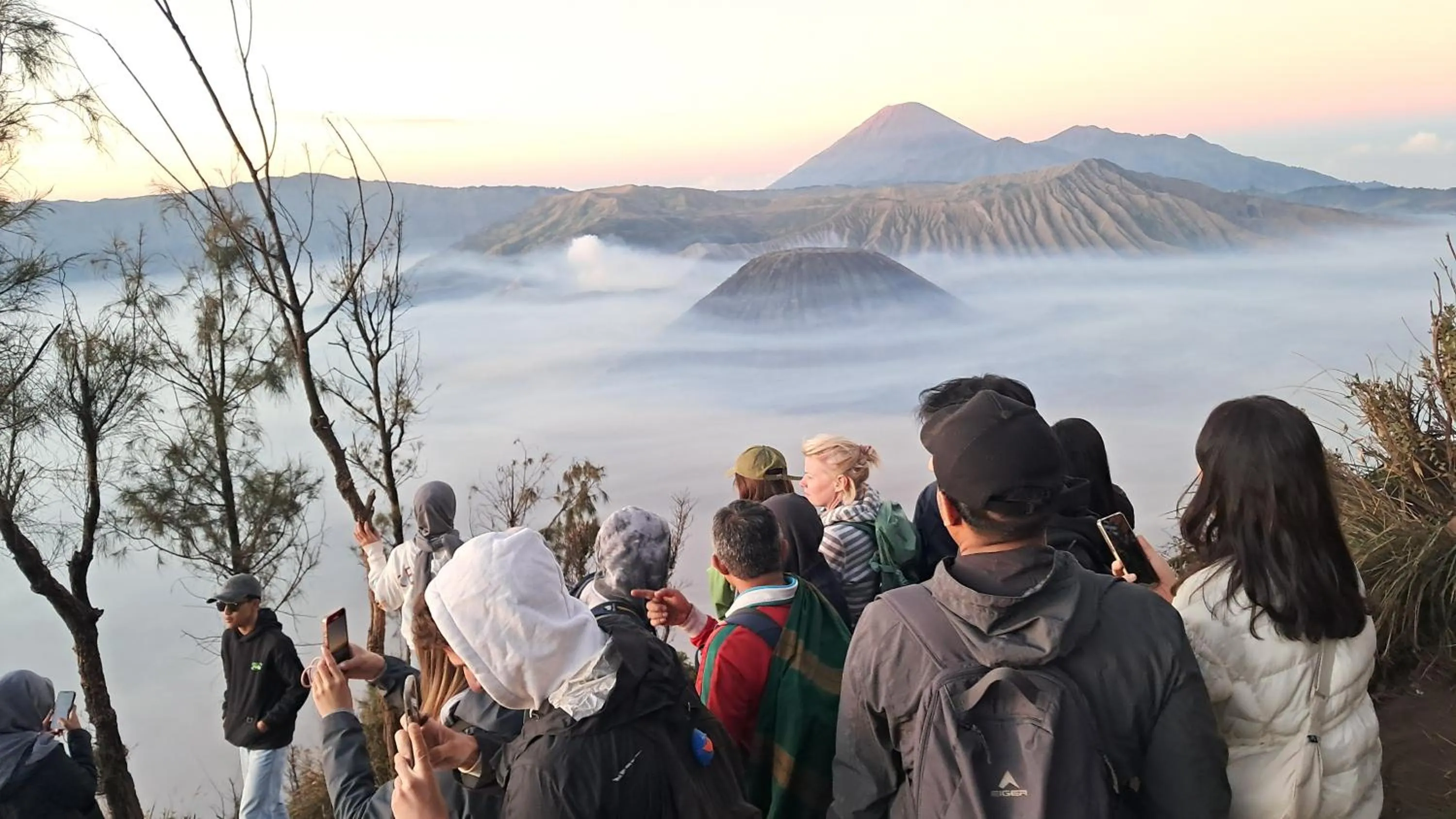 Hiking in Bromo Dormitory