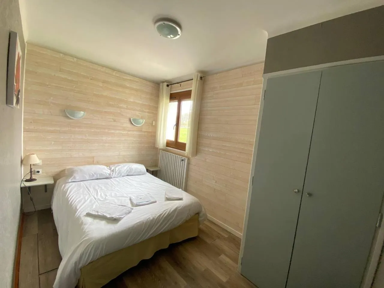 Bedroom, Bed in Hôtel L'Oustalet