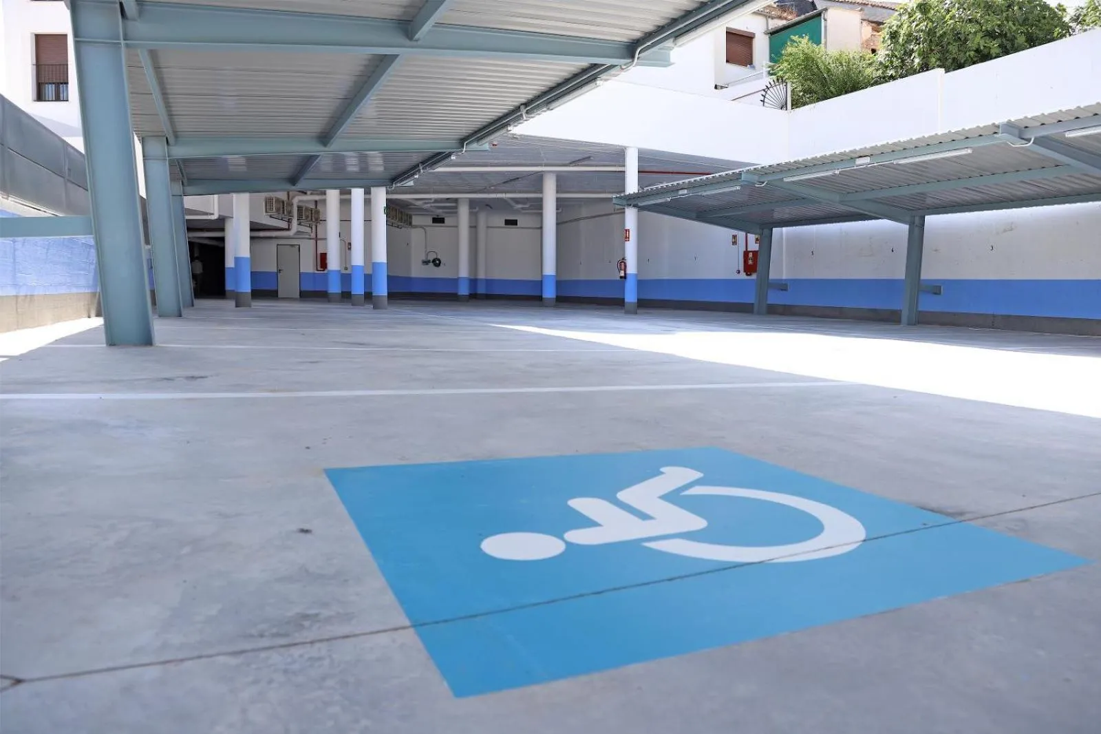 Facility for disabled guests in Hotel Apartamentos Antequera