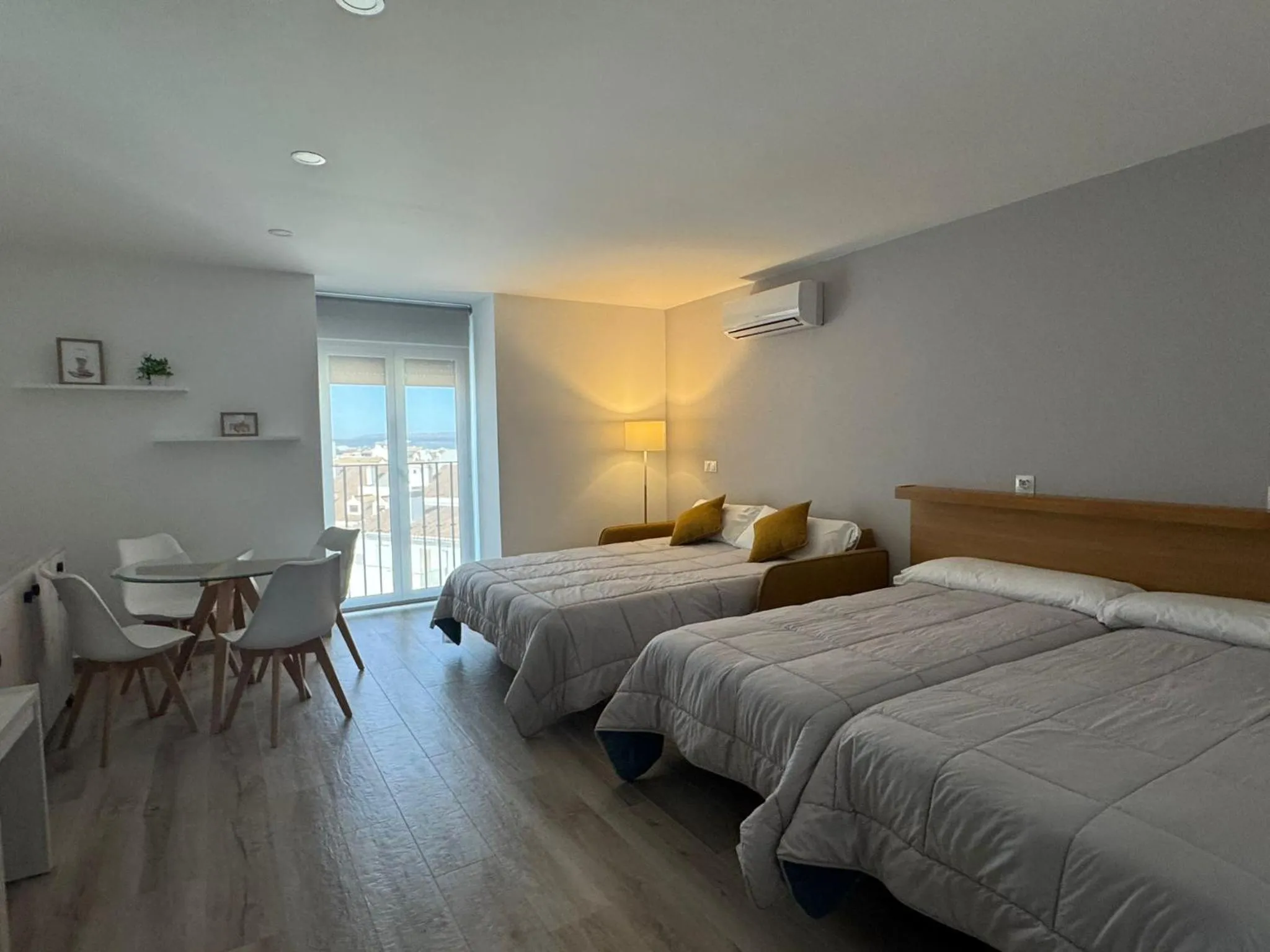 Bedroom, Bed in Hotel Apartamentos Antequera