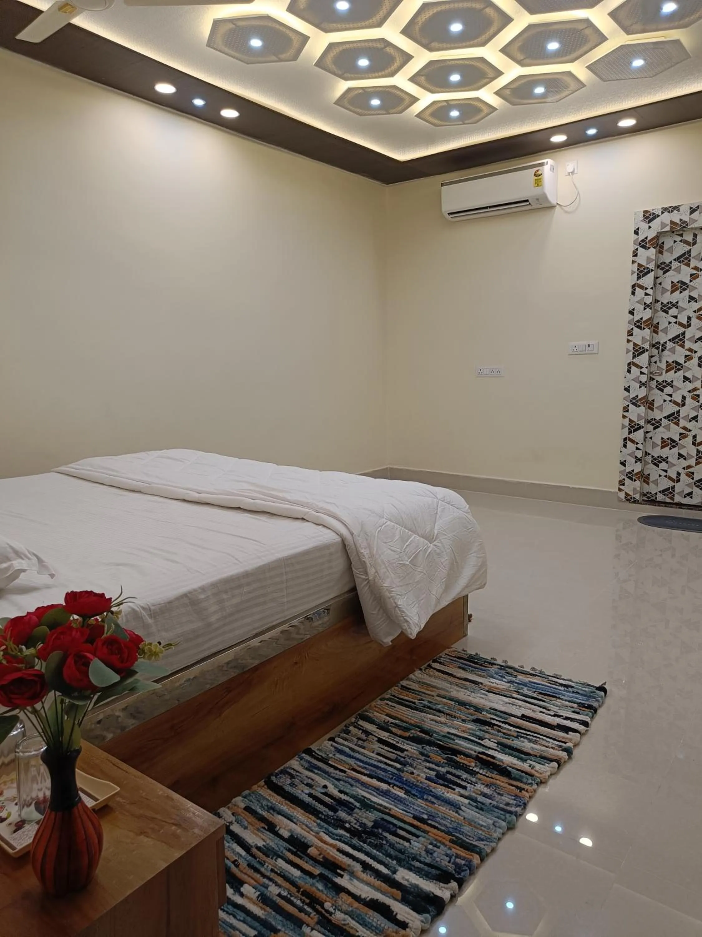 Bed in The Royal Sahdeo Venue