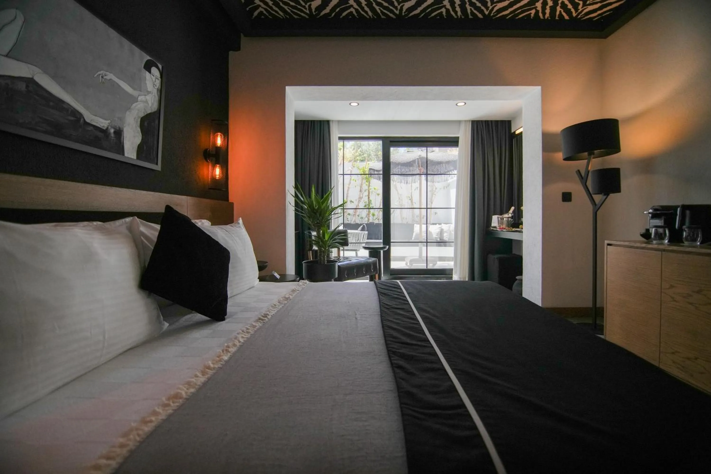 Bedroom, Bed in The Local House Alaçatı