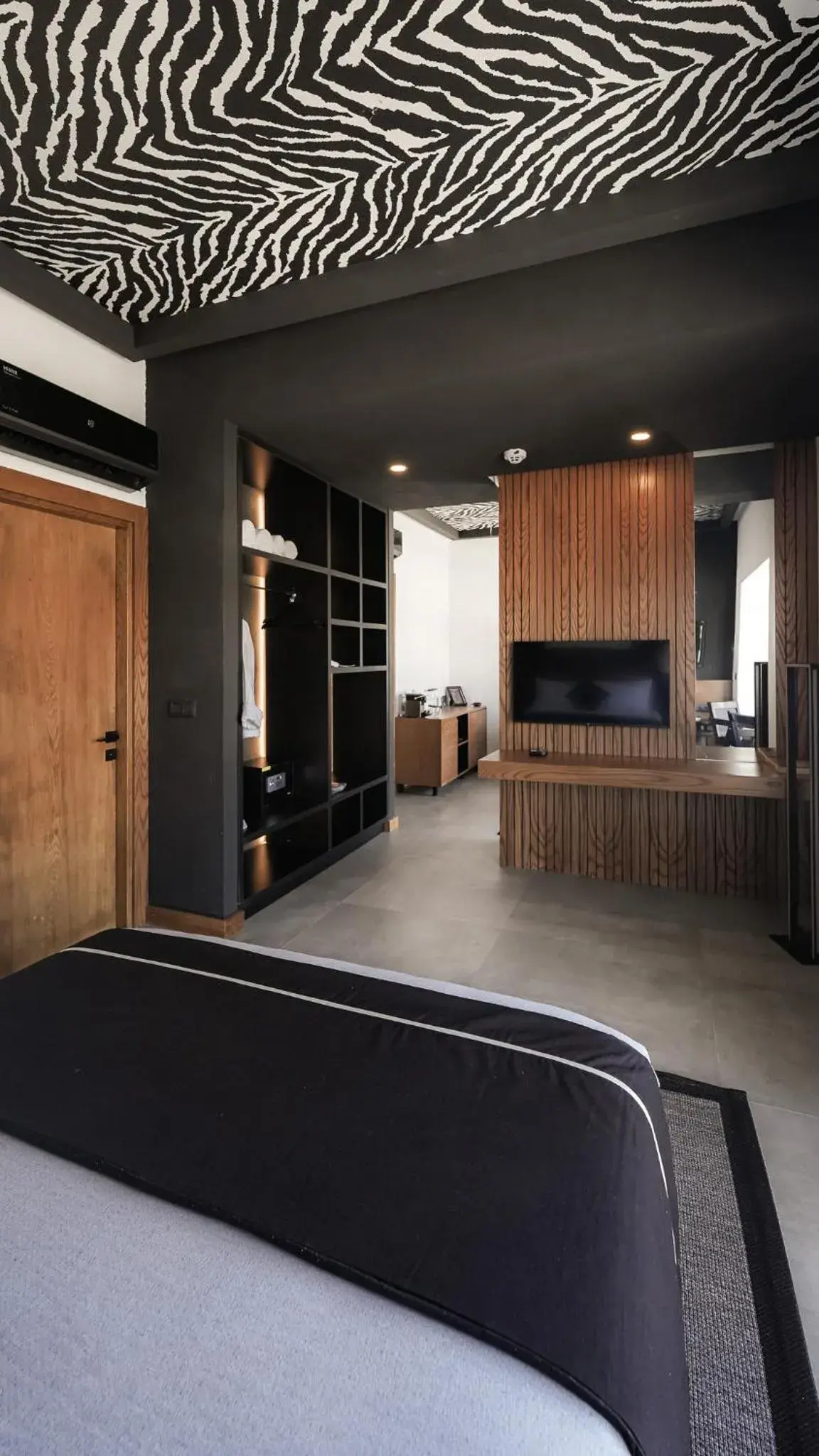 Photo of the whole room, Bed in The Local House Alaçatı Photo of the whole room, Bed in The Local House Alaçatı