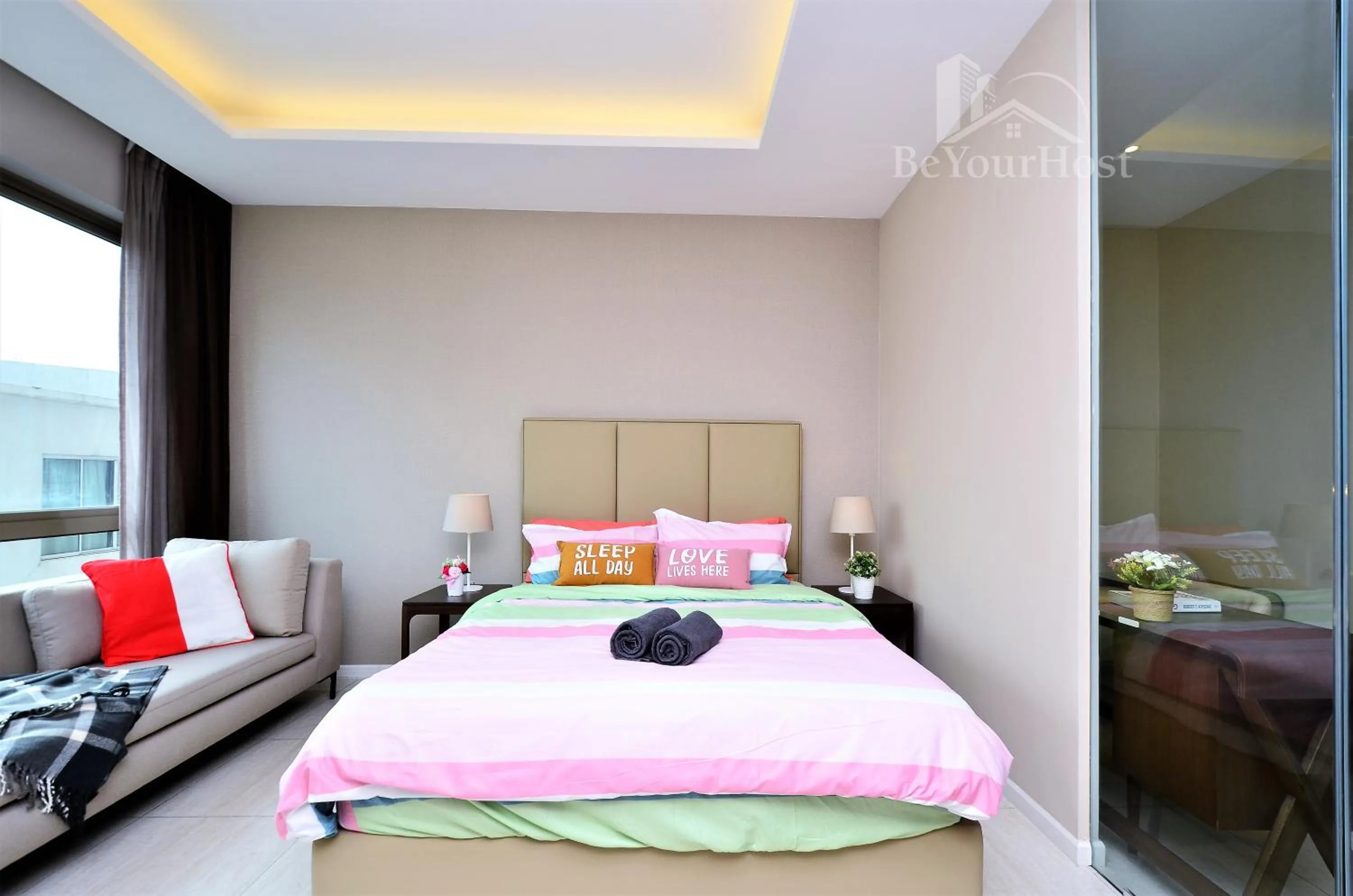 Seating area, Bed in Dorsett Residences Sri Hartamas (Kuala Lumpur)