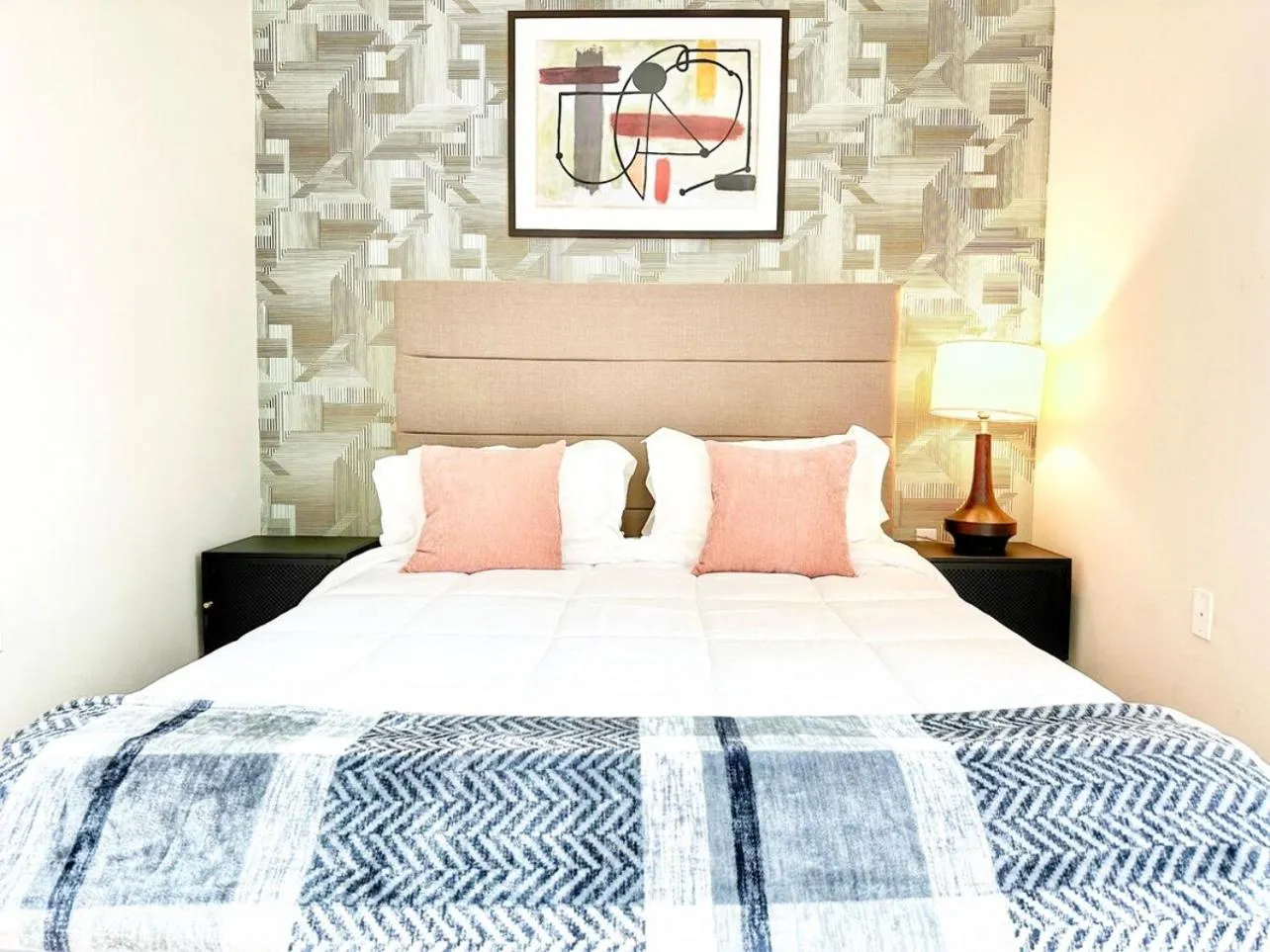 Bed in One Bedroom Apartment Wbalcony And City Views!