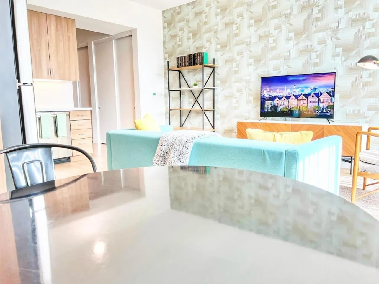 City View Apartment in Downtown