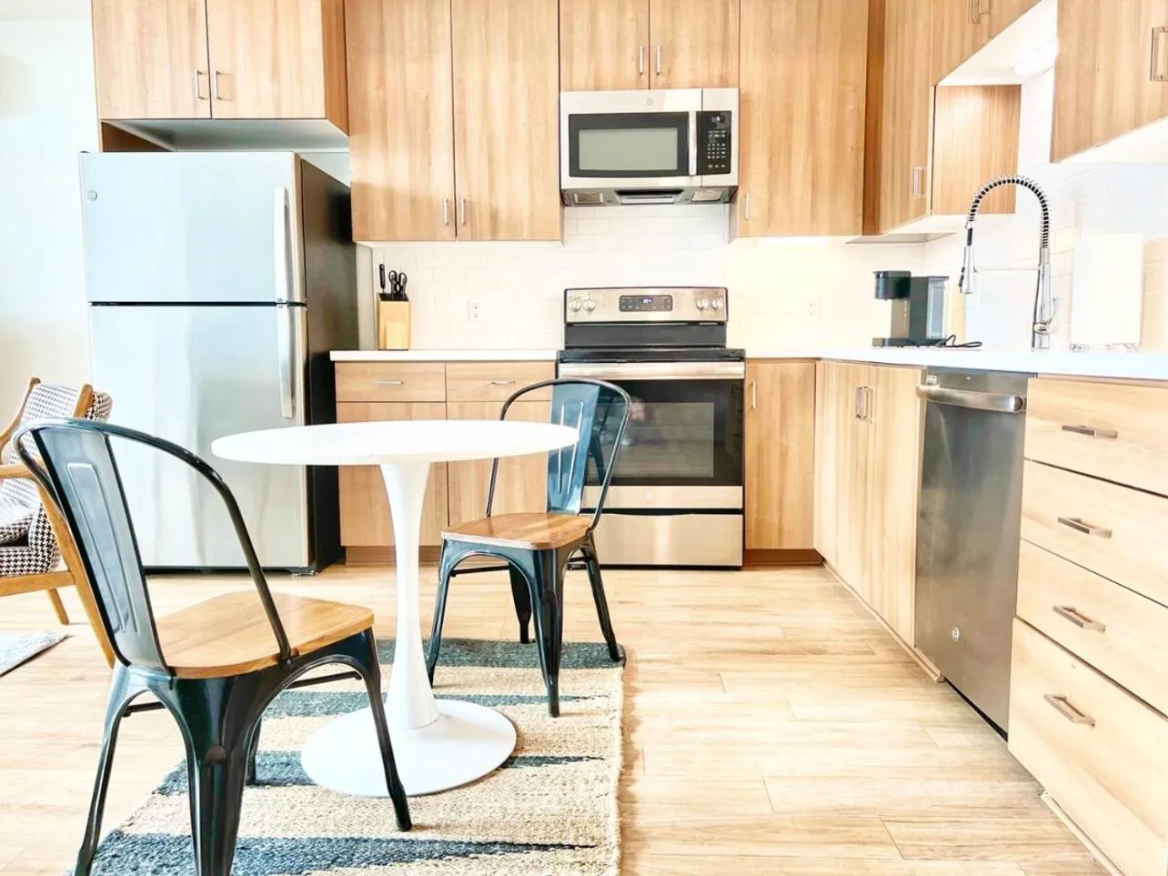 San Diego Skyline - Downtown Apartment