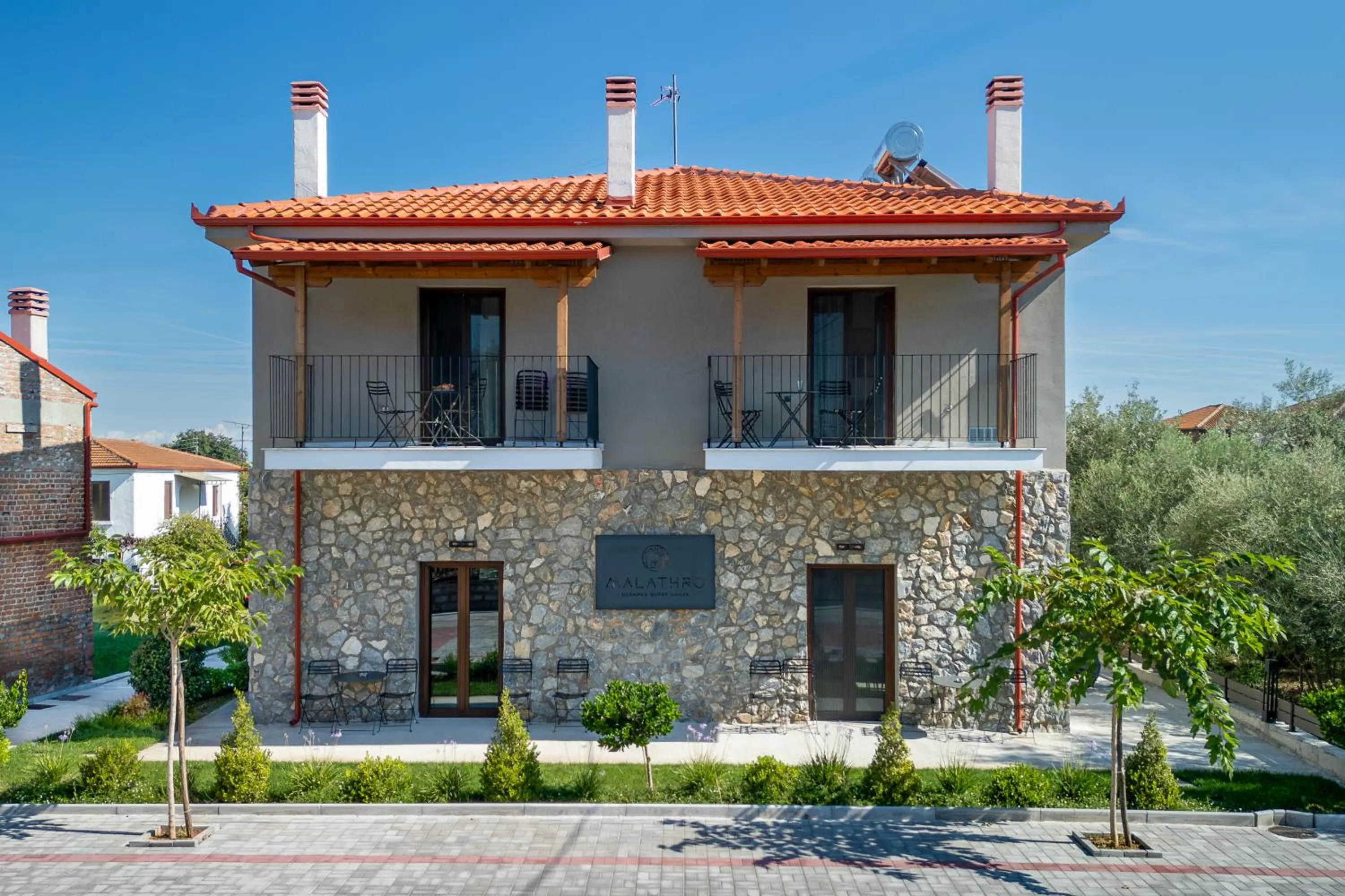 Facade/entrance in Malathro Olympus Guest House