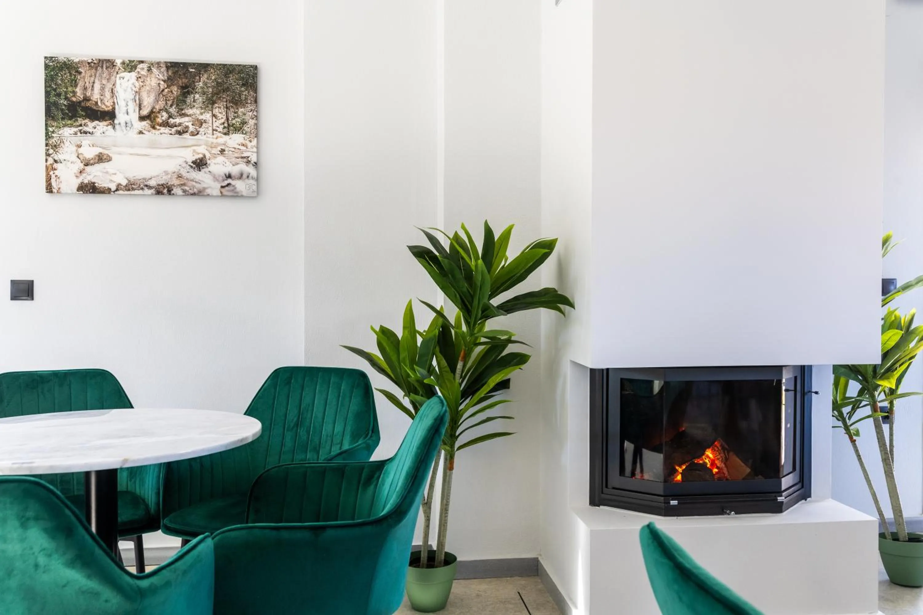 Seating area in Malathro Olympus Guest House