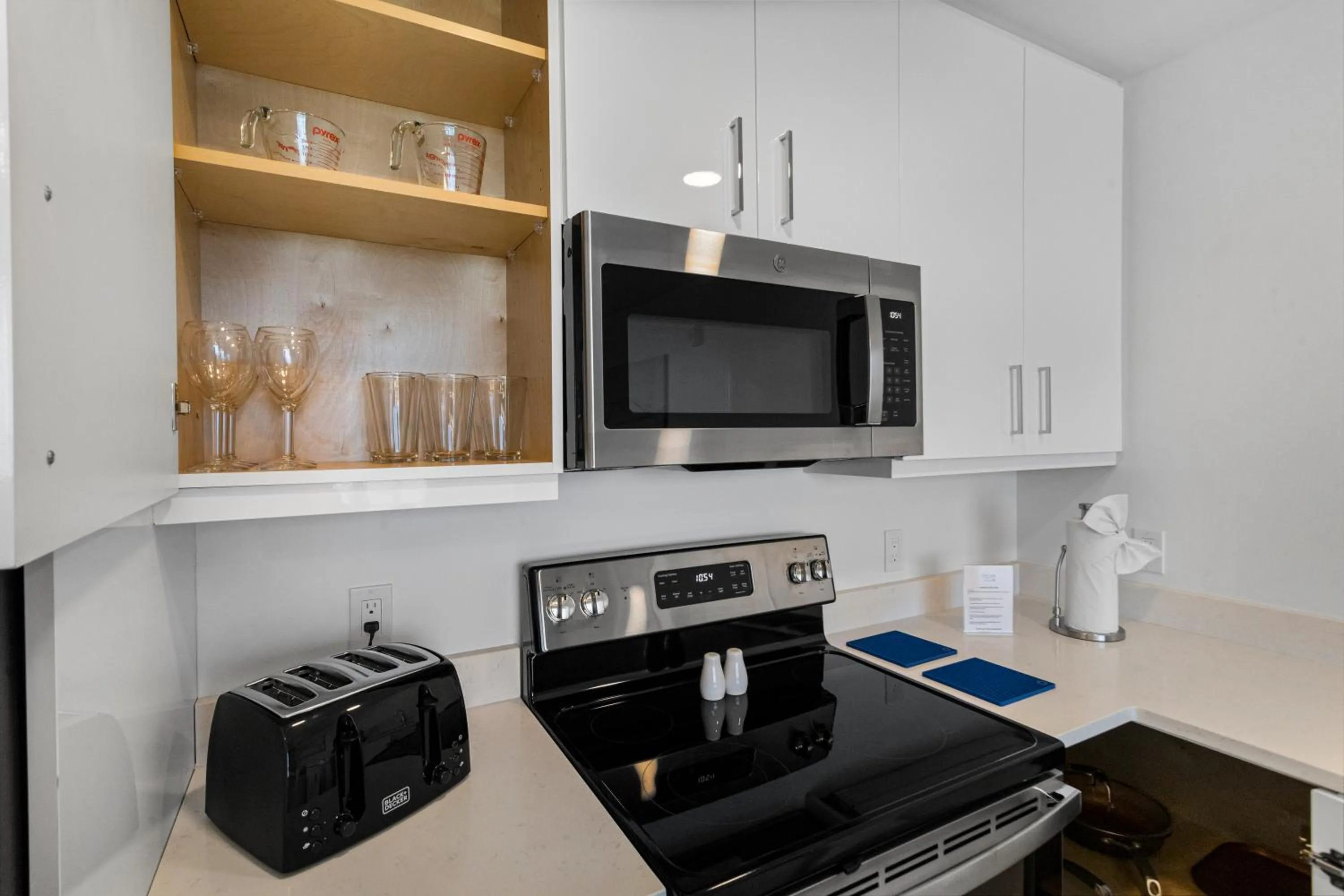 Kitchen or kitchenette in Ocean Club Treasure Island Hotel