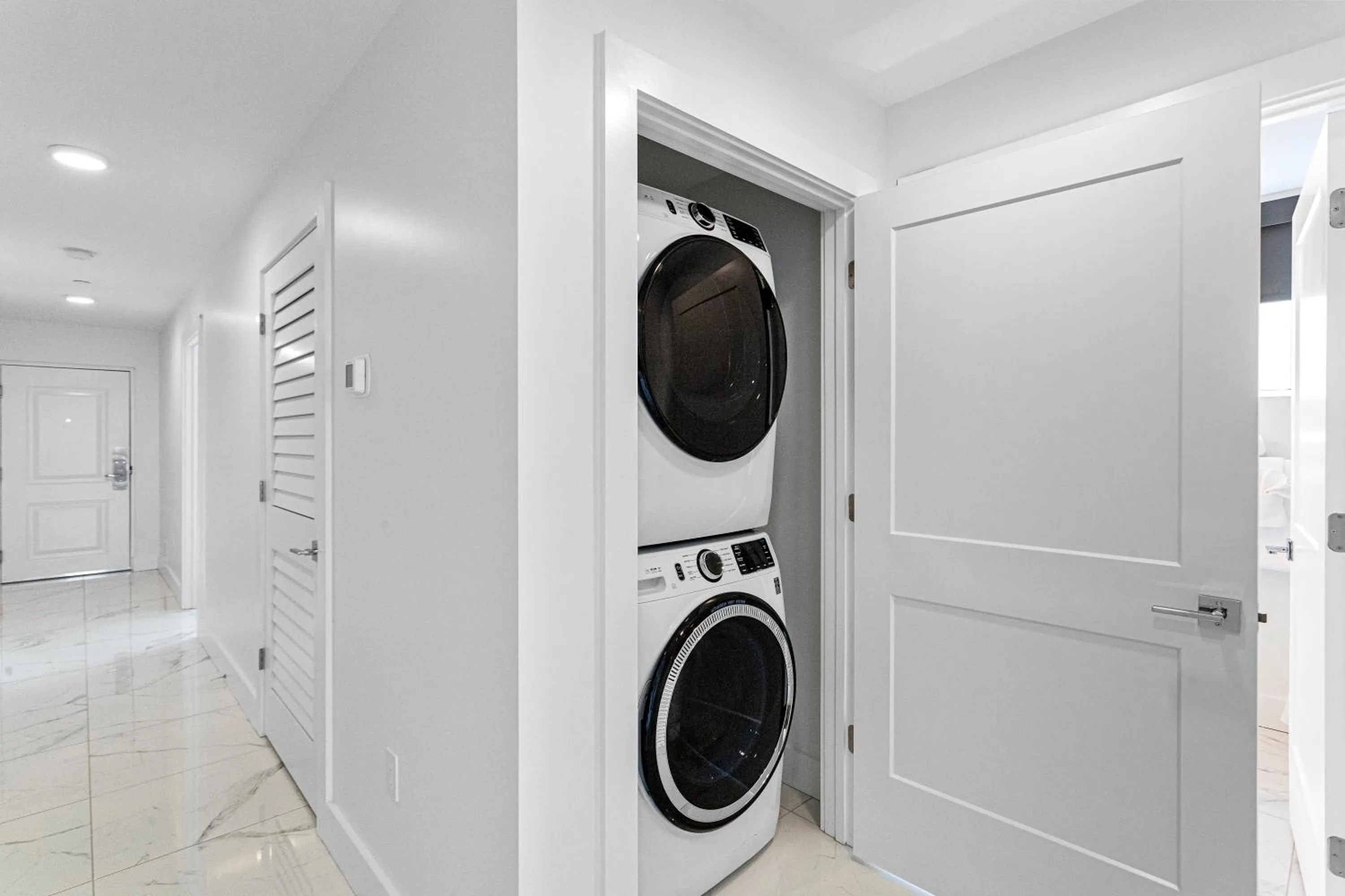 washing machine in Ocean Club Treasure Island Hotel