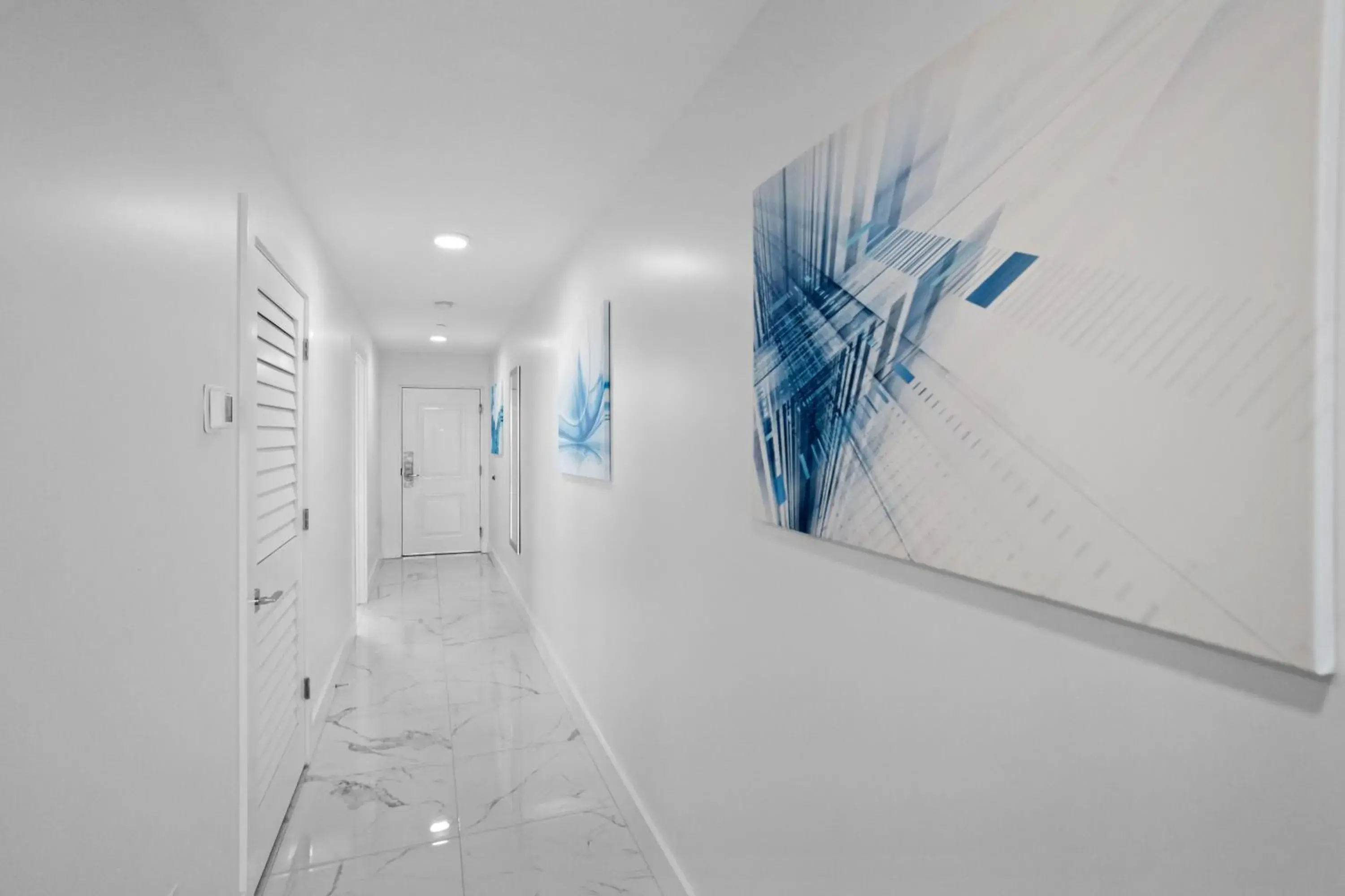 Facade/entrance in Ocean Club Treasure Island Hotel Facade/entrance in Ocean Club Treasure Island Hotel