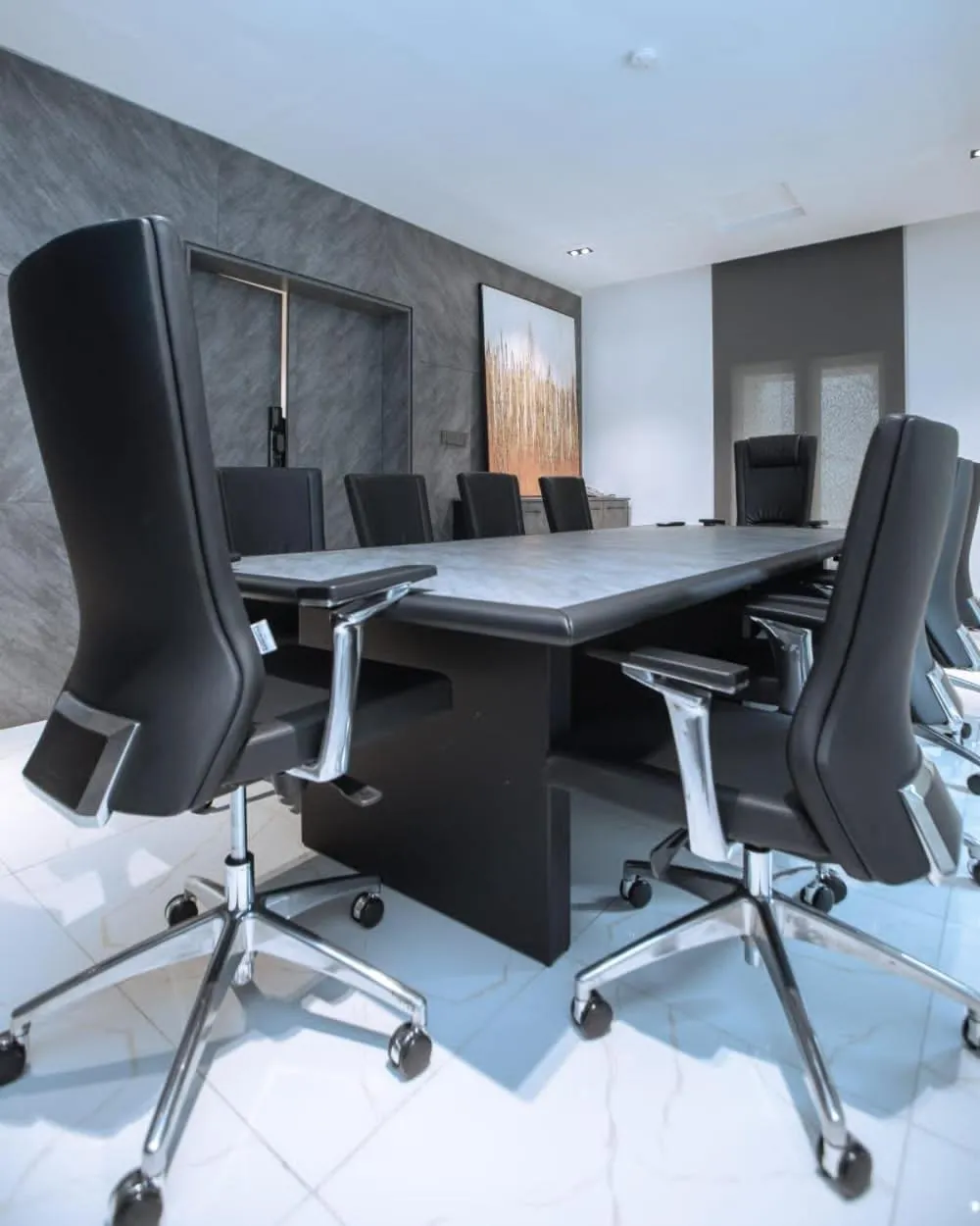 Knightsbridge Hotel & Suites