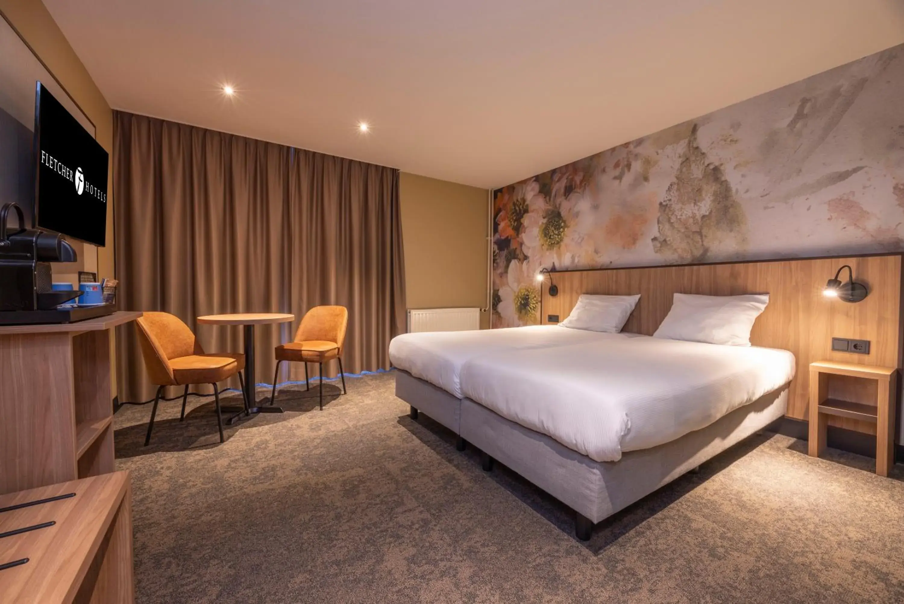 Bedroom, Bed in Fletcher Hotel-Restaurant Klein Zwitserland Bedroom, Bed in Fletcher Hotel-Restaurant Klein Zwitserland