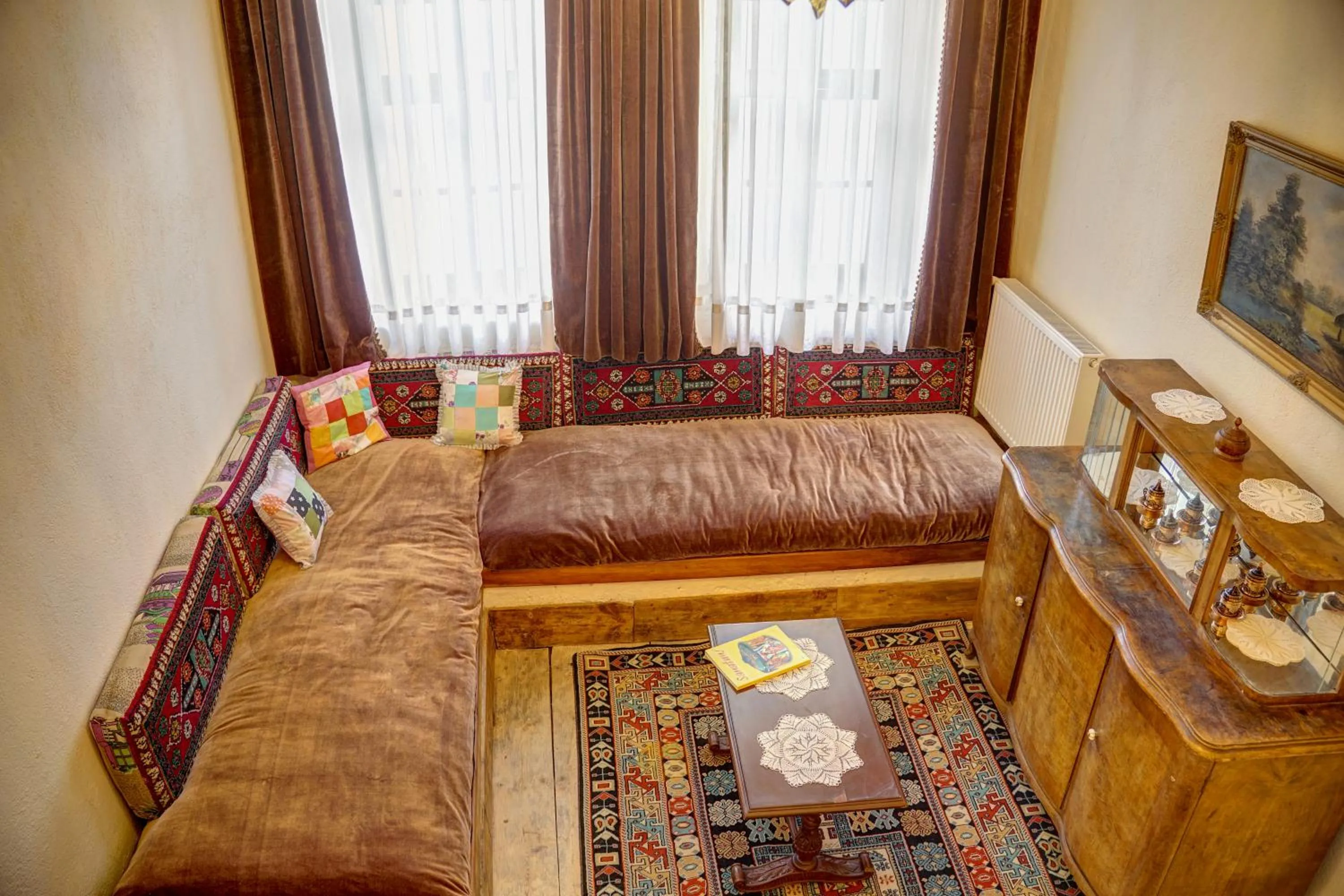 Deluxe Double or Twin Room in Gibos Cave Hotel