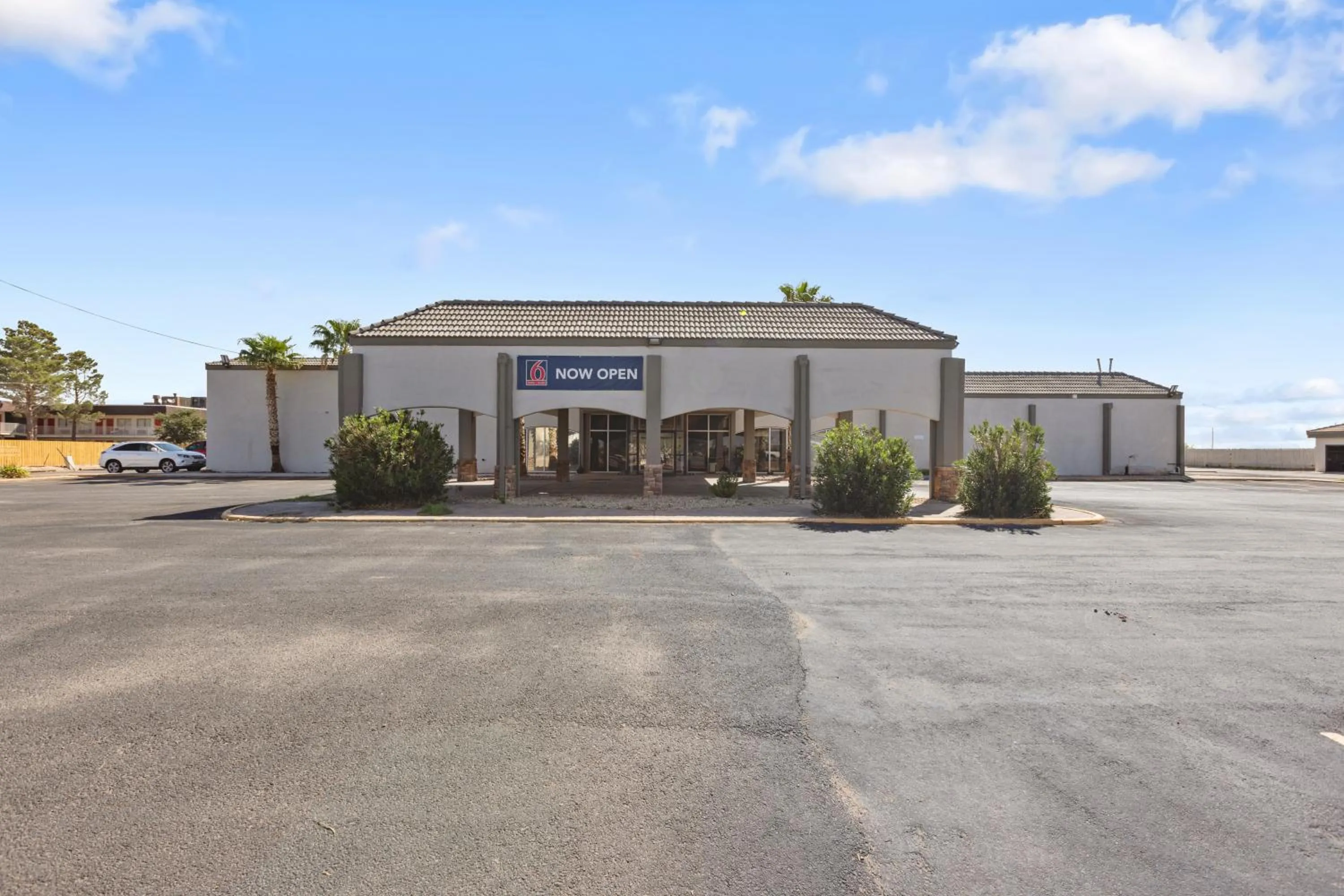 Property building in Studio 6 Pecos TX