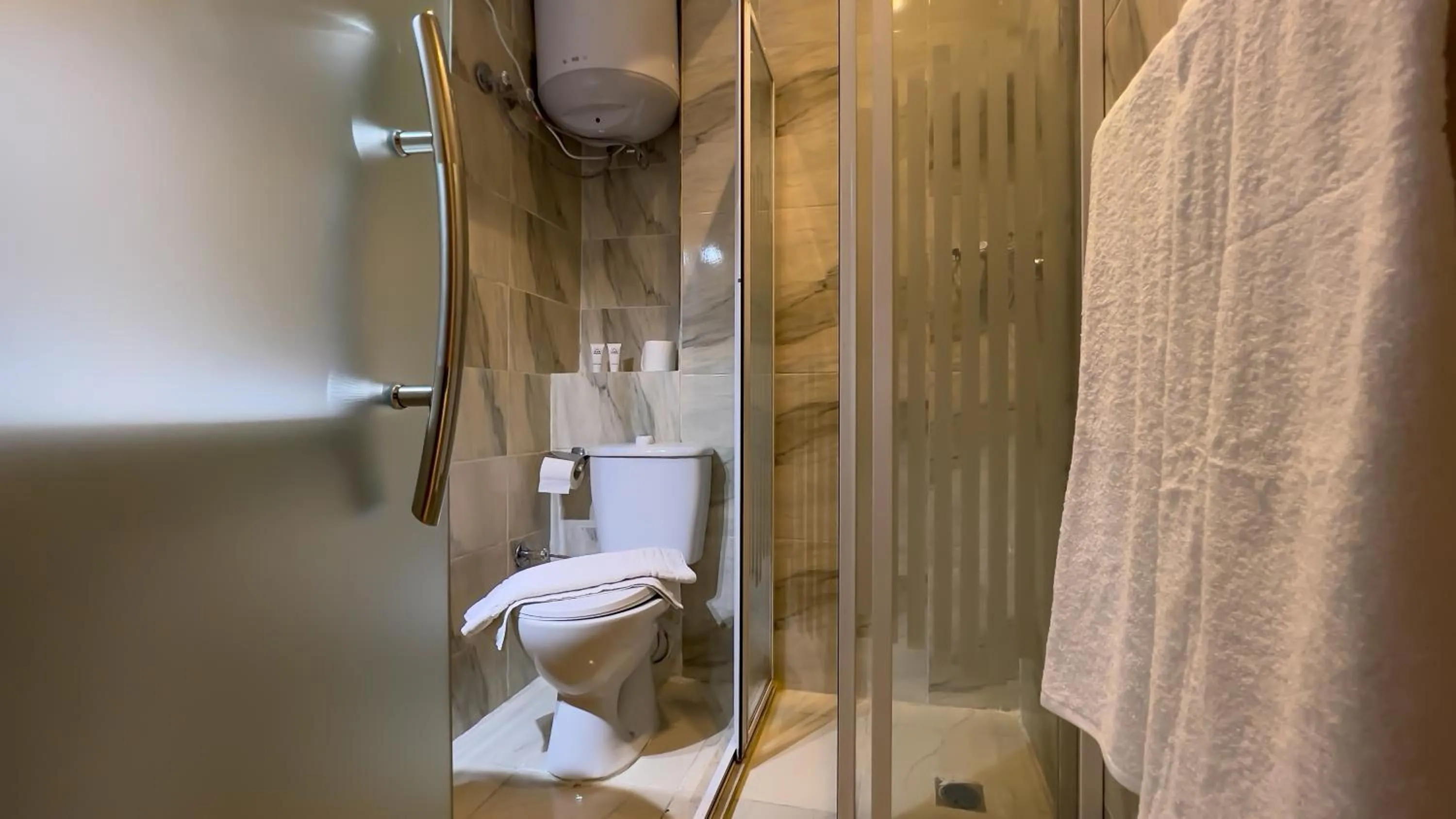 One-Bedroom Apartment with Garden in Pyramids Glory Inn