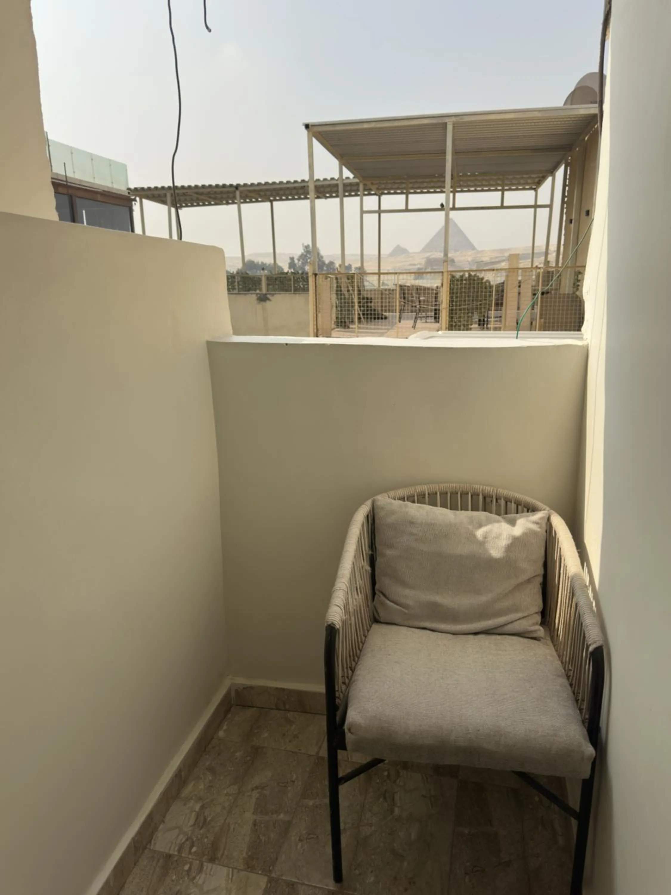 Deluxe Single Room with Balcony - single occupancy in Pyramids Glory Inn