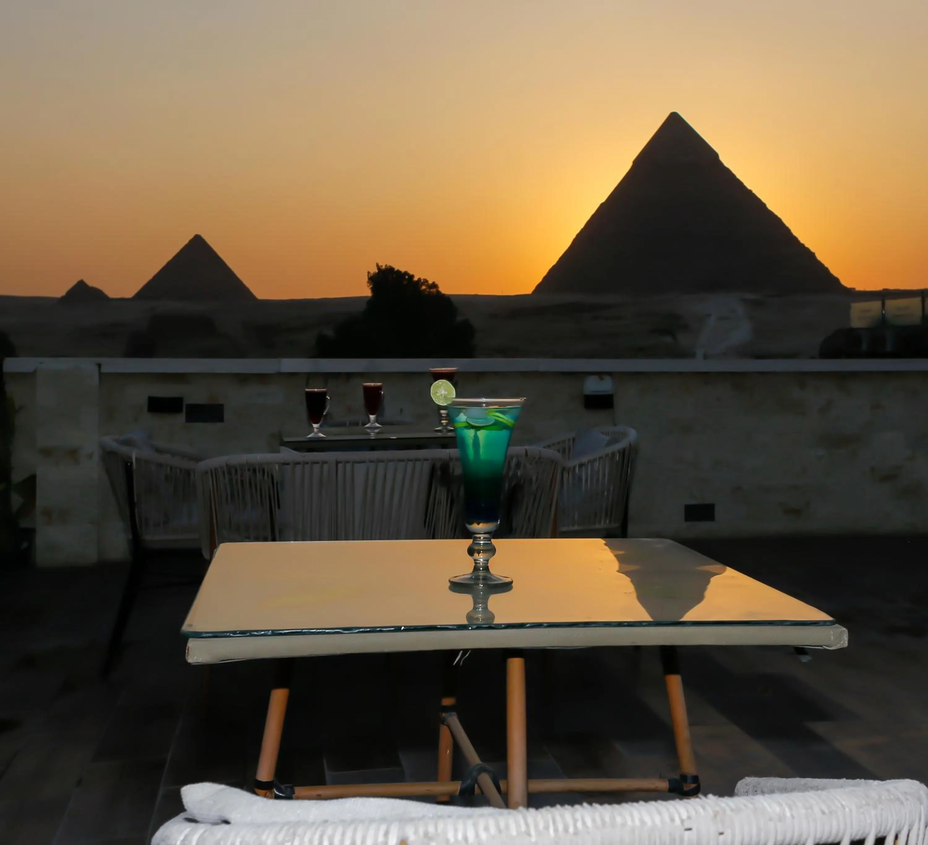 Pyramids Glory Inn