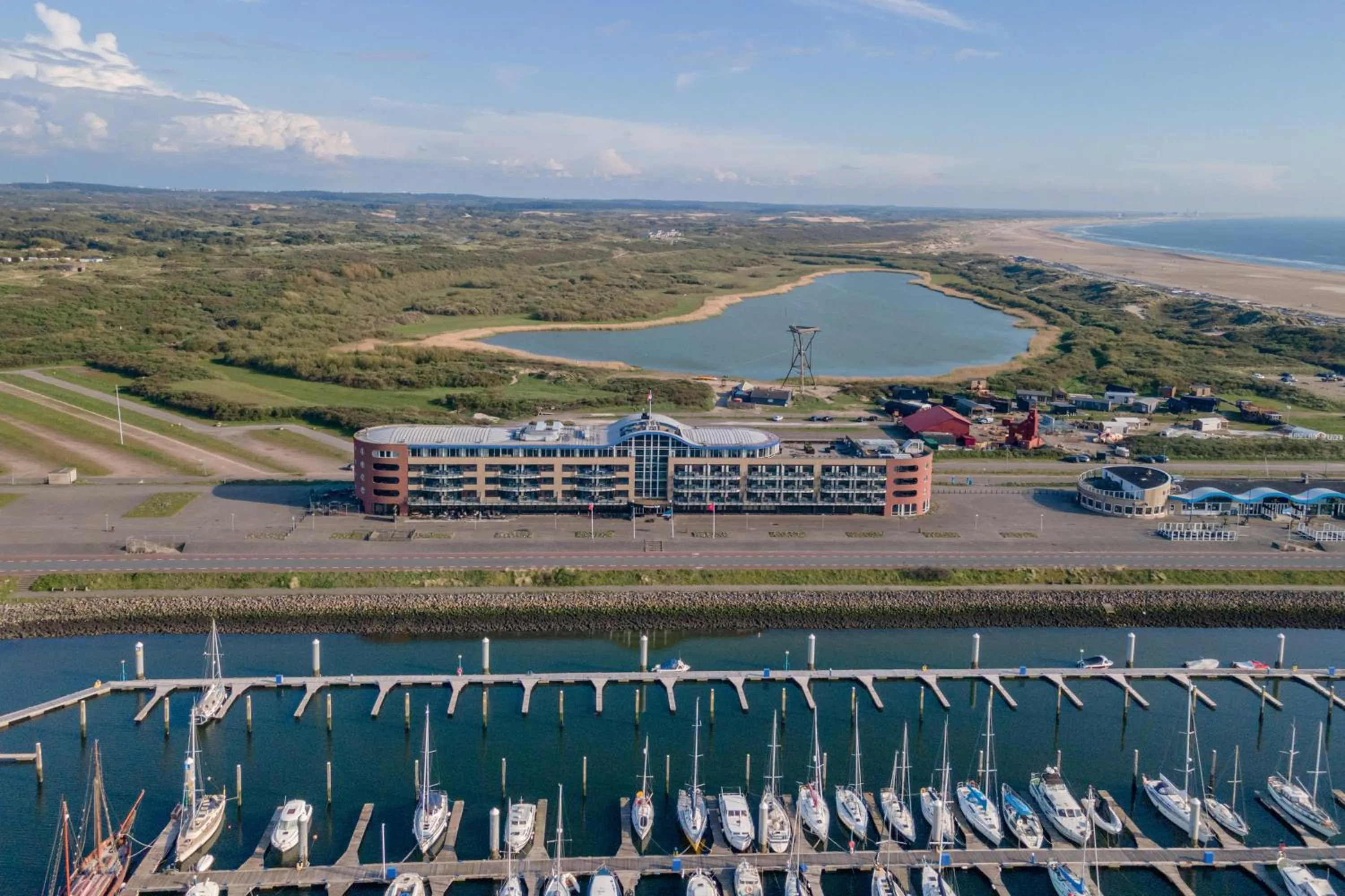 Property building in Leonardo Hotel IJmuiden Seaport Beach