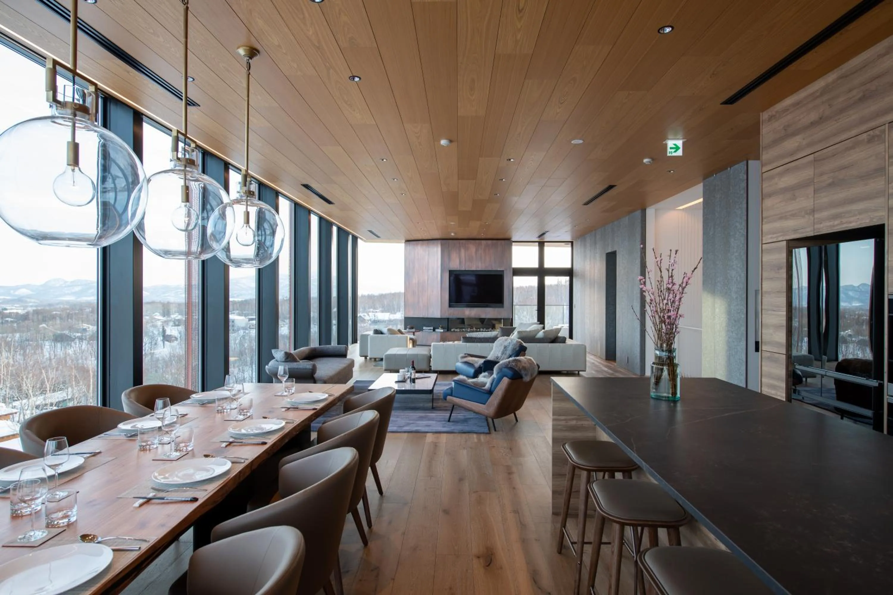 TV and multimedia in Intuition