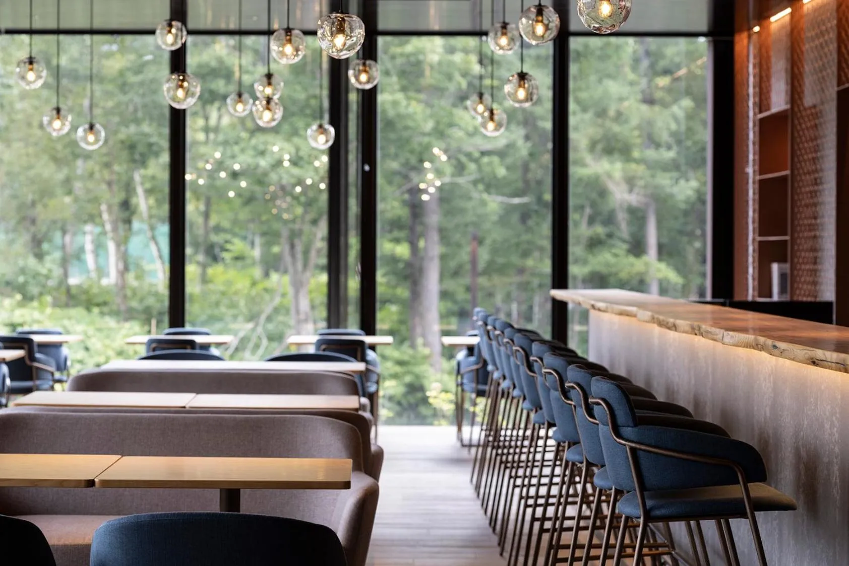 Restaurant/places to eat in Intuition