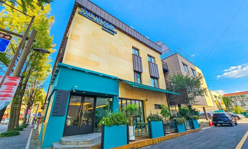 Property building in Jeonju Hotel The Vincent