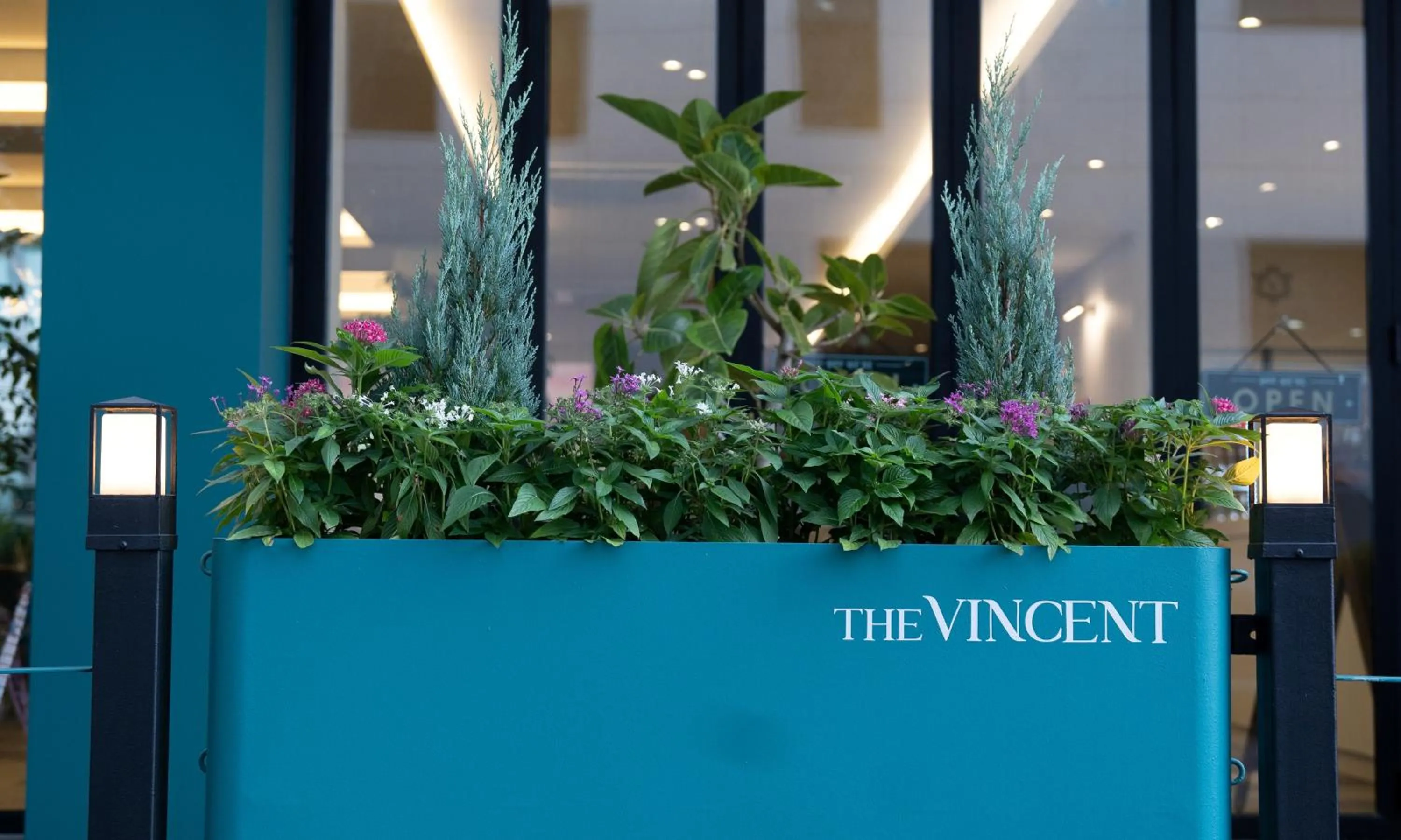 Property logo or sign in Jeonju Hotel The Vincent