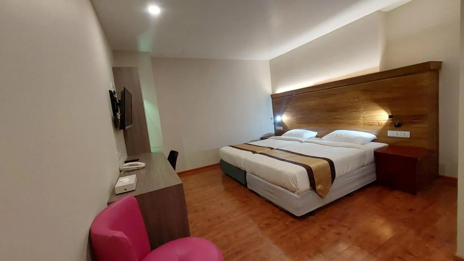 Bedroom, Bed in Hotel Grand Galaxy