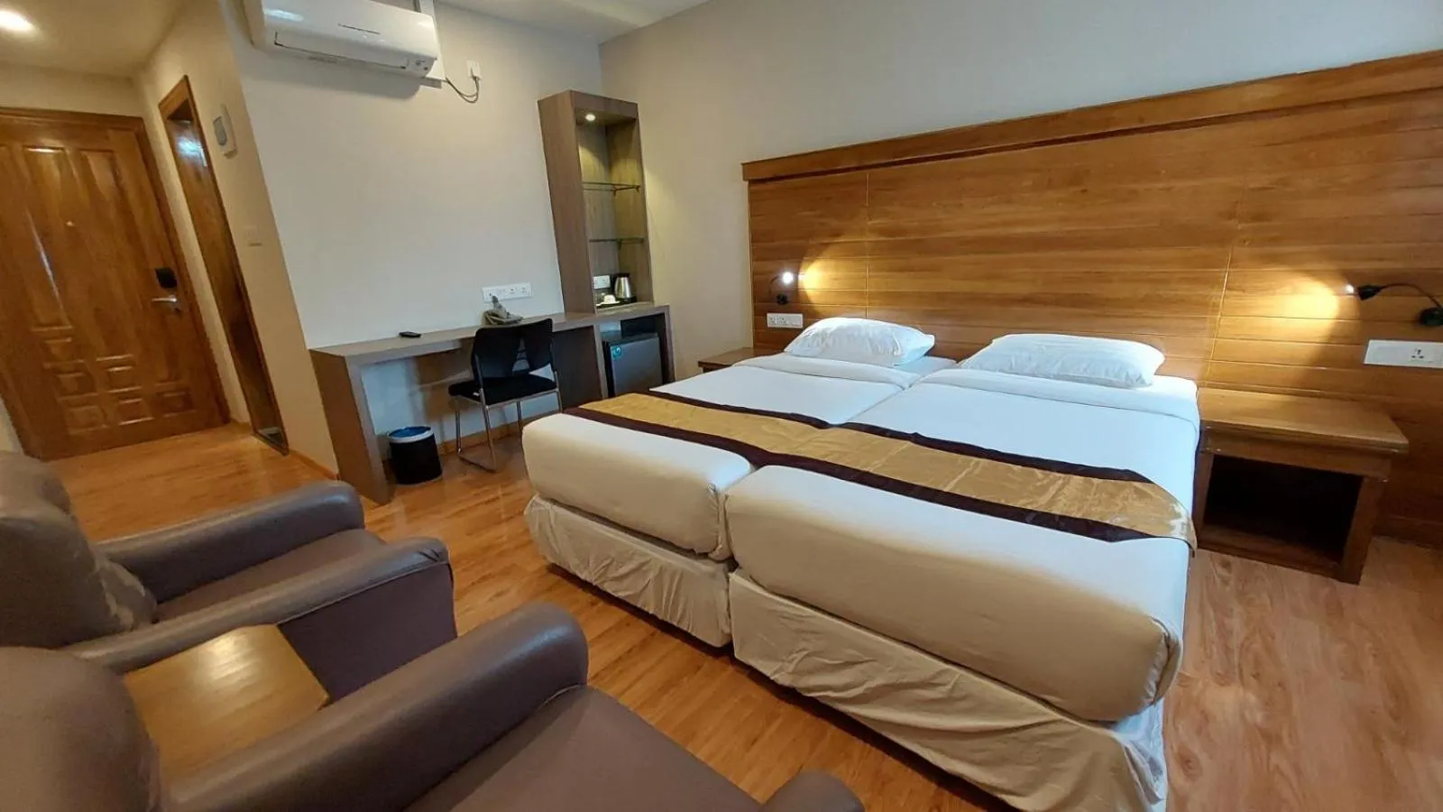 Bed in Hotel Grand Galaxy