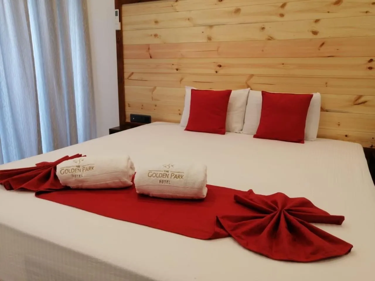 Bed in Ranketha Resort & Restaurant
