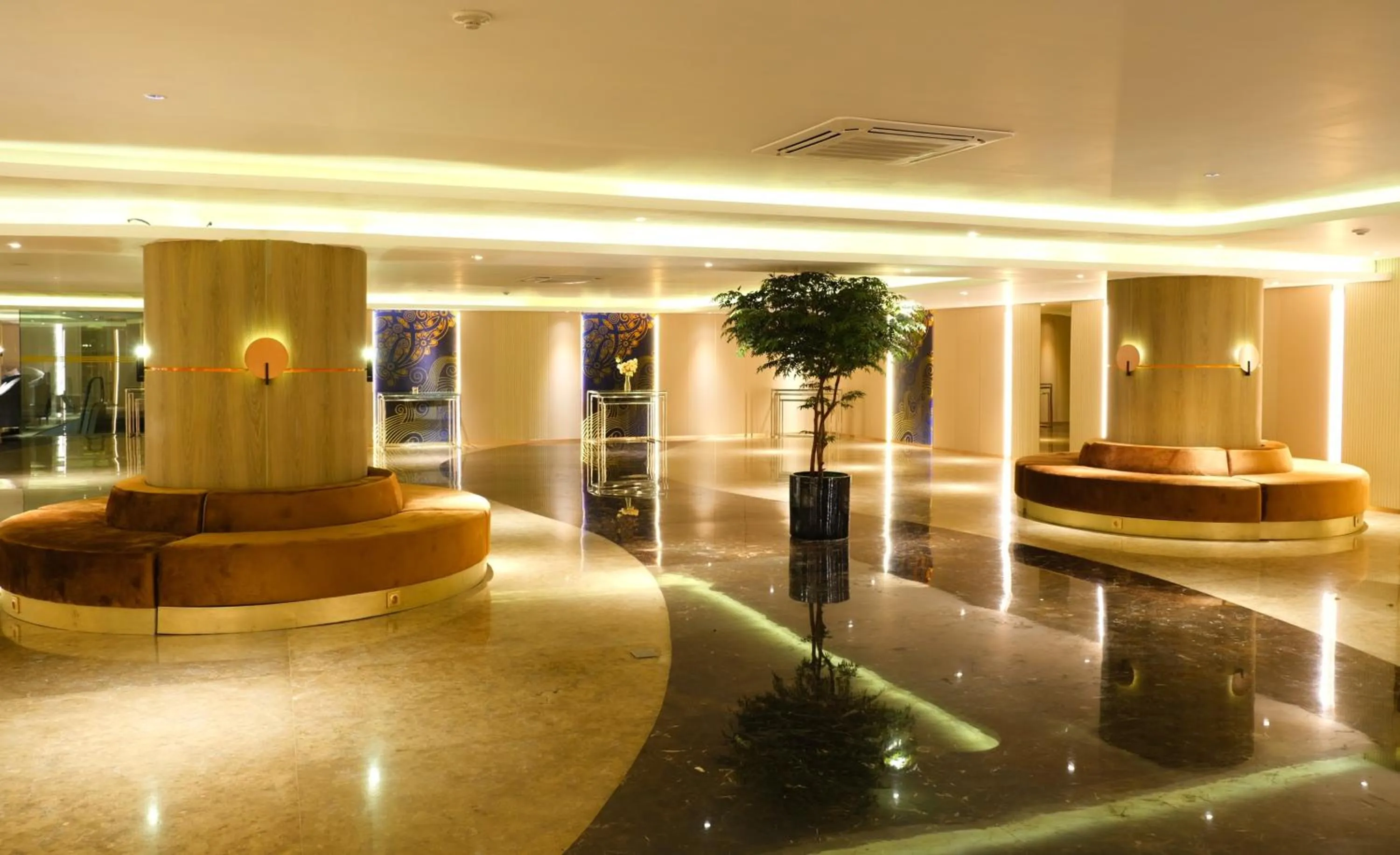 Business facilities in Astara Hotel Balikpapan