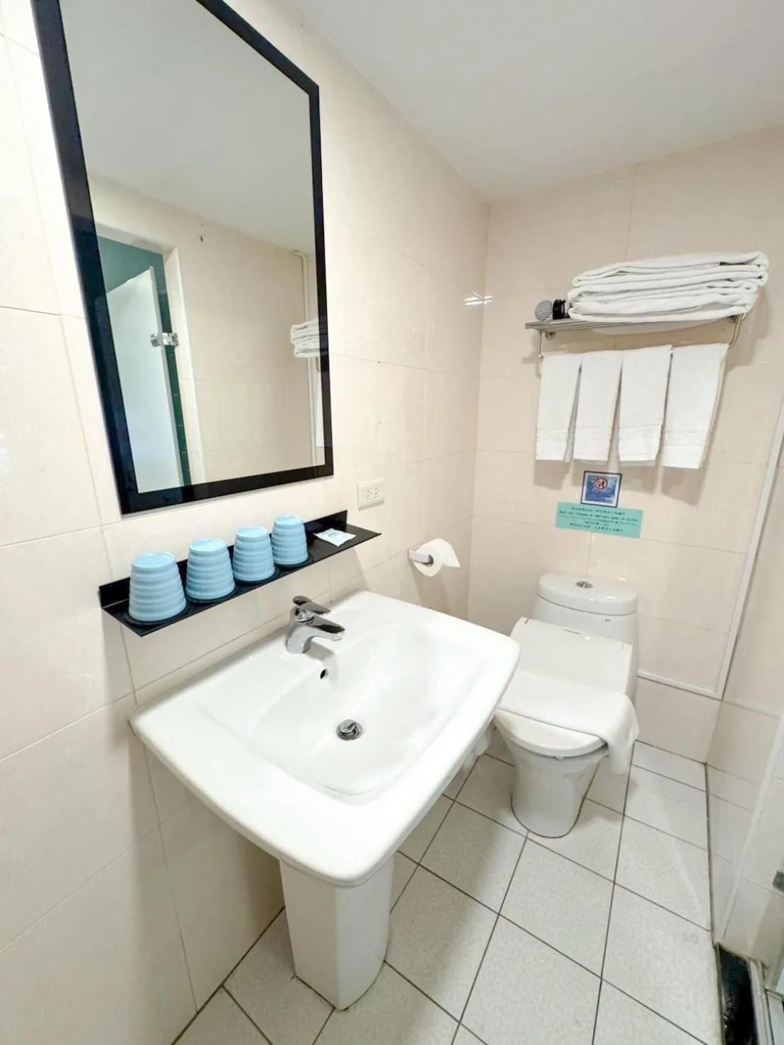 西門雲町旅店 Sky Gate Hotel