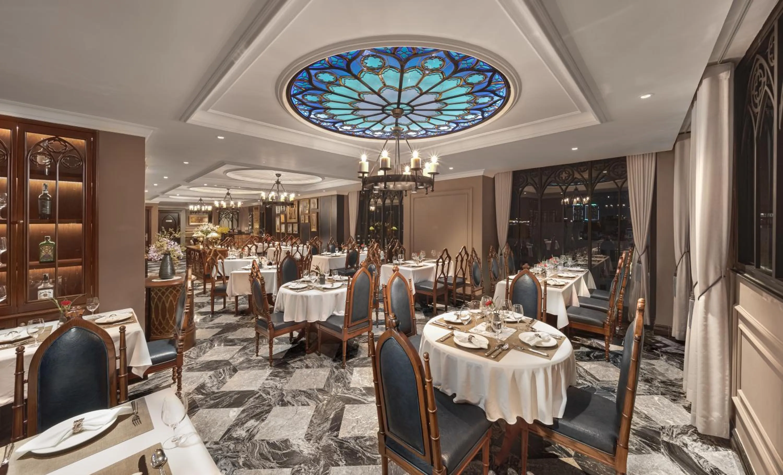 Restaurant/places to eat in Le Chanvre Hanoi Hotel & Spa