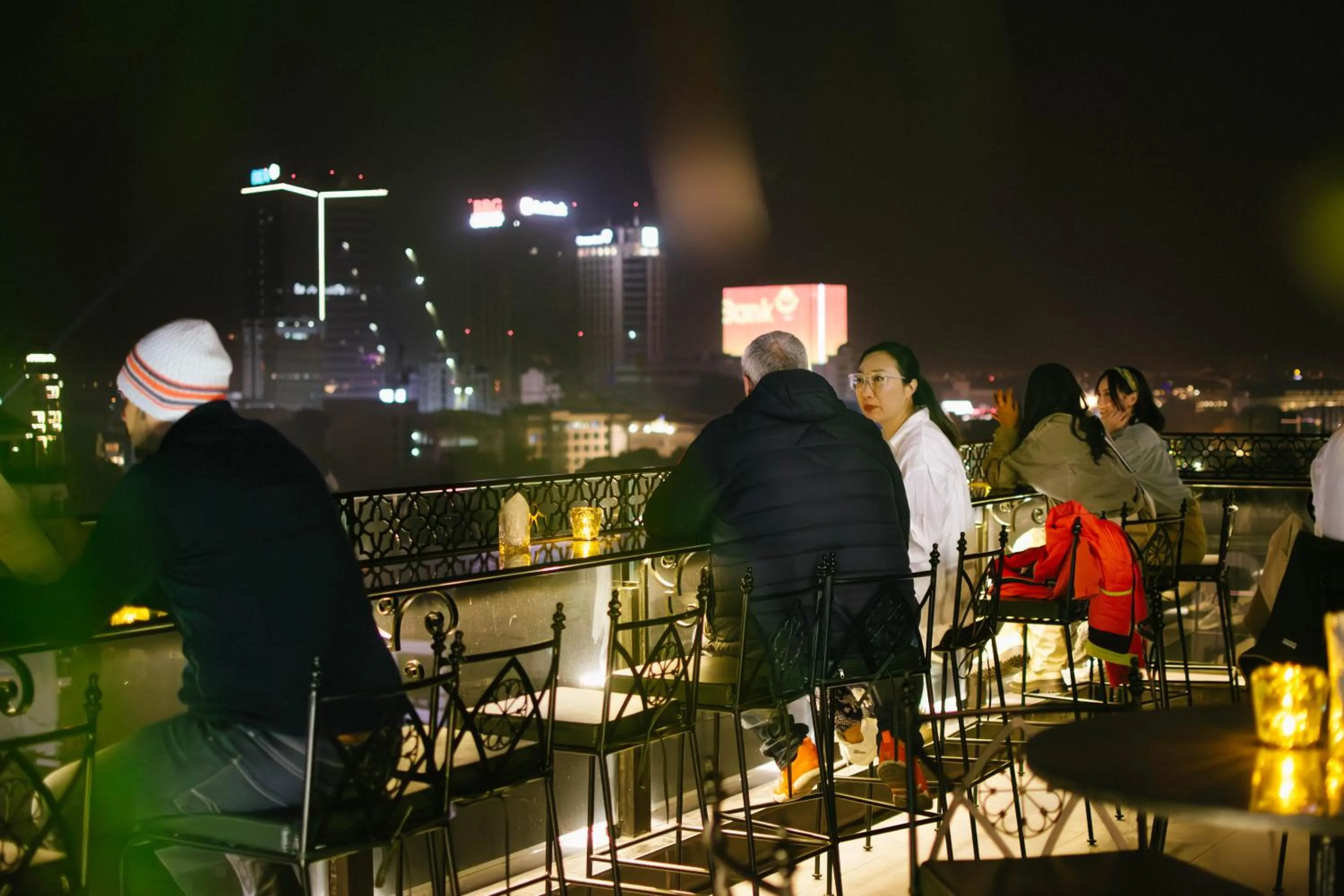 Lounge or bar in Le Chanvre Hanoi Hotel & Spa