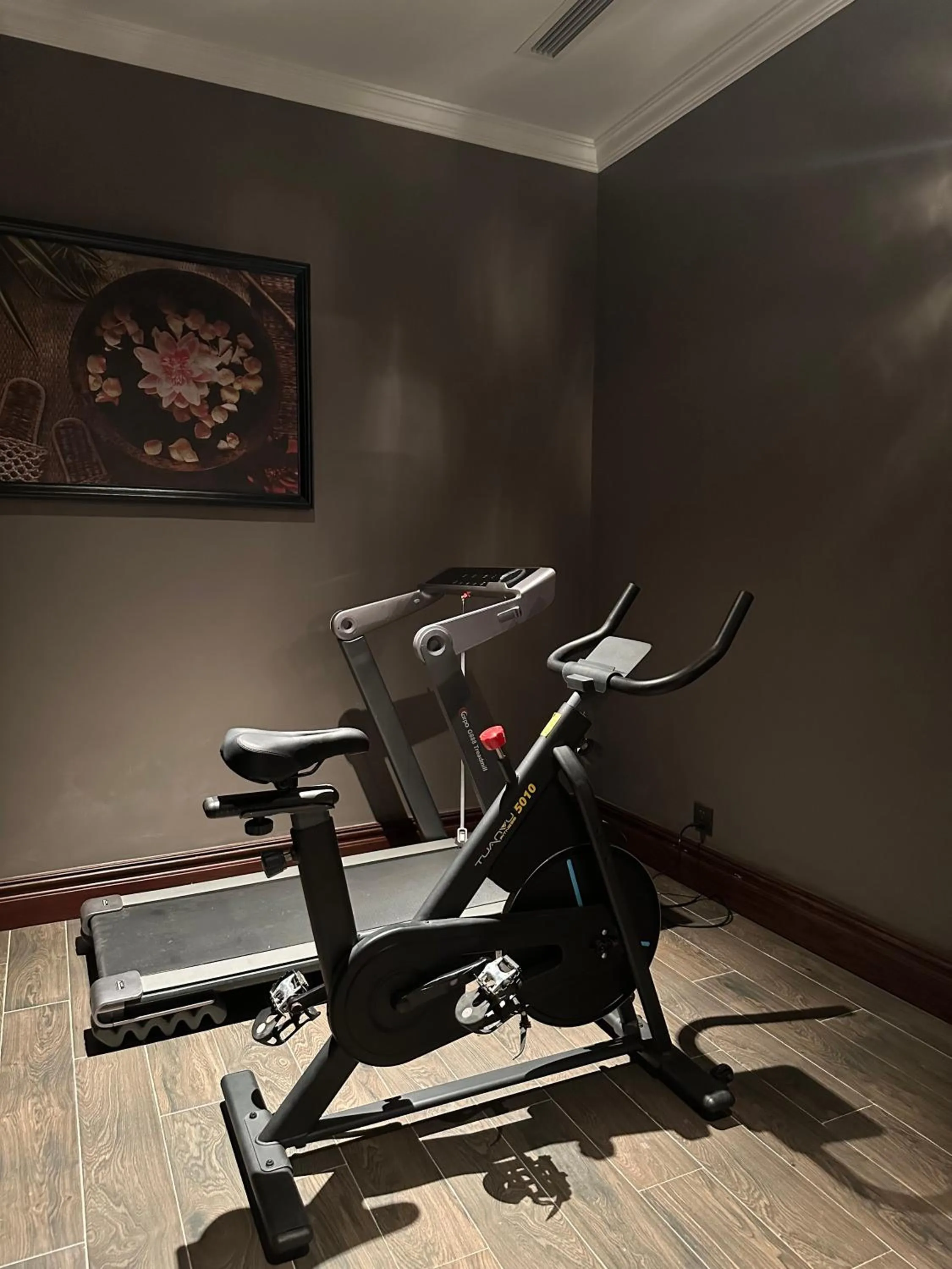 Fitness centre/facilities in Le Chanvre Hanoi Hotel & Spa