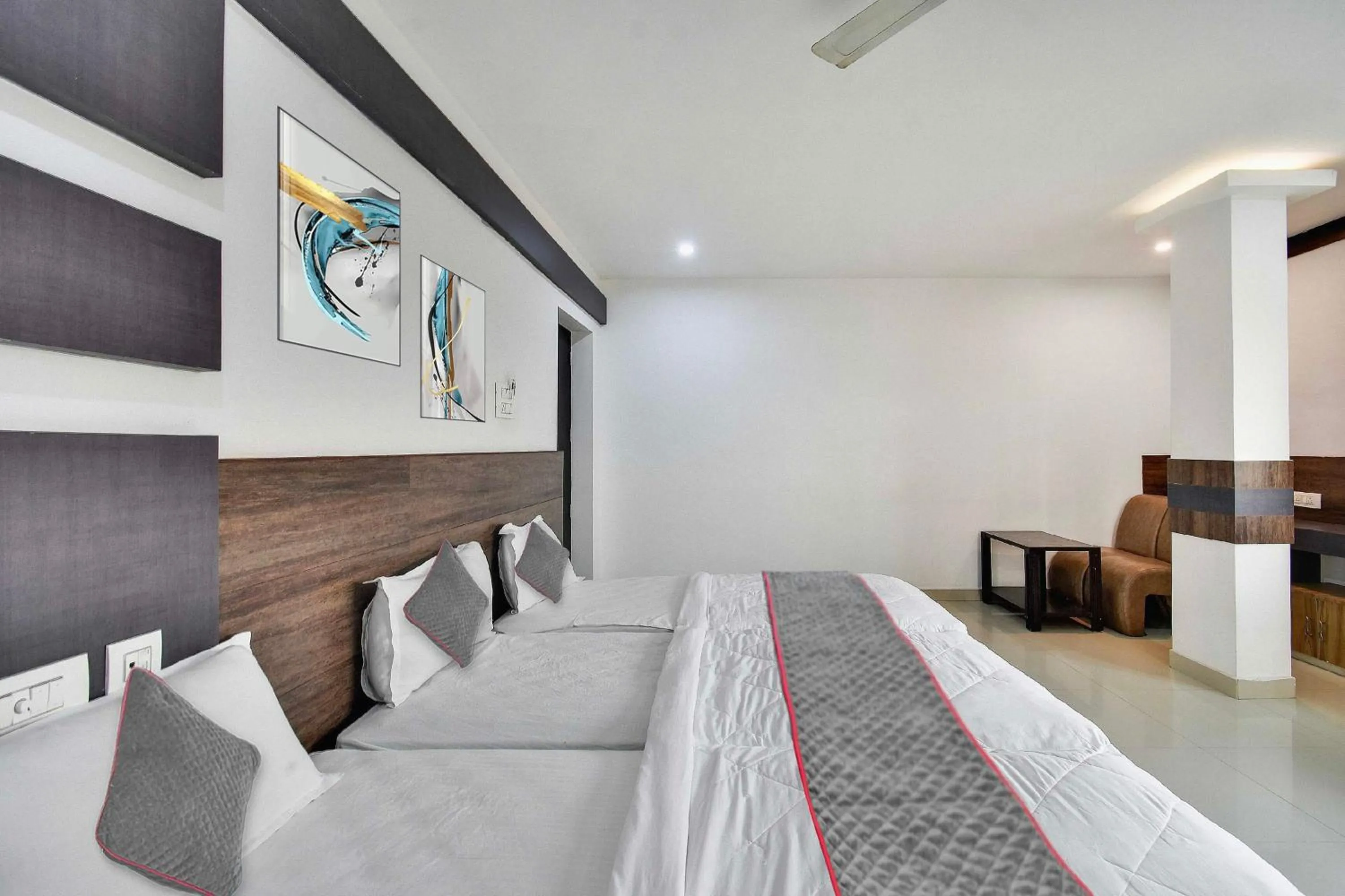 Bedroom, Bed in Collection O Elite Residency