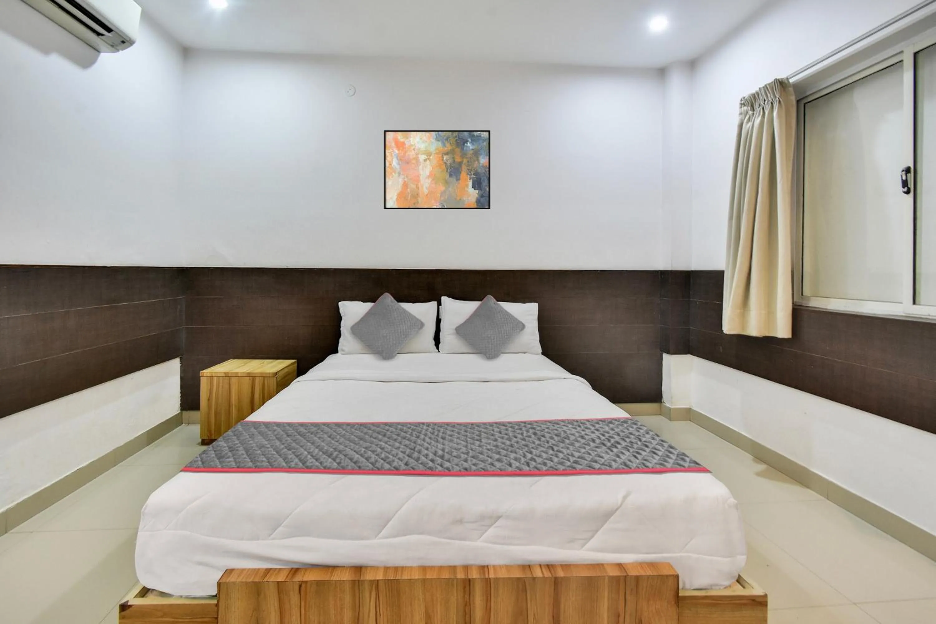 Bedroom, Bed in Collection O Elite Residency