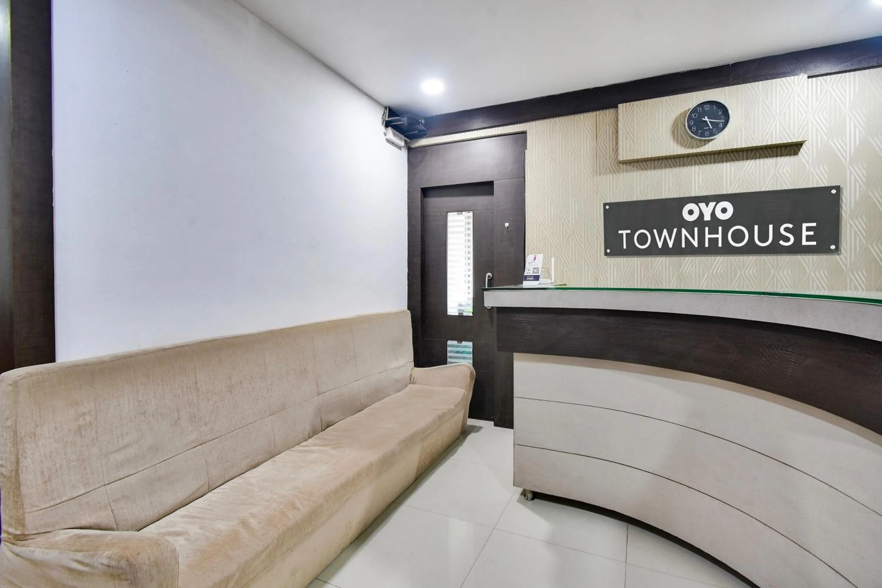 Lobby or reception in Collection O Elite Residency