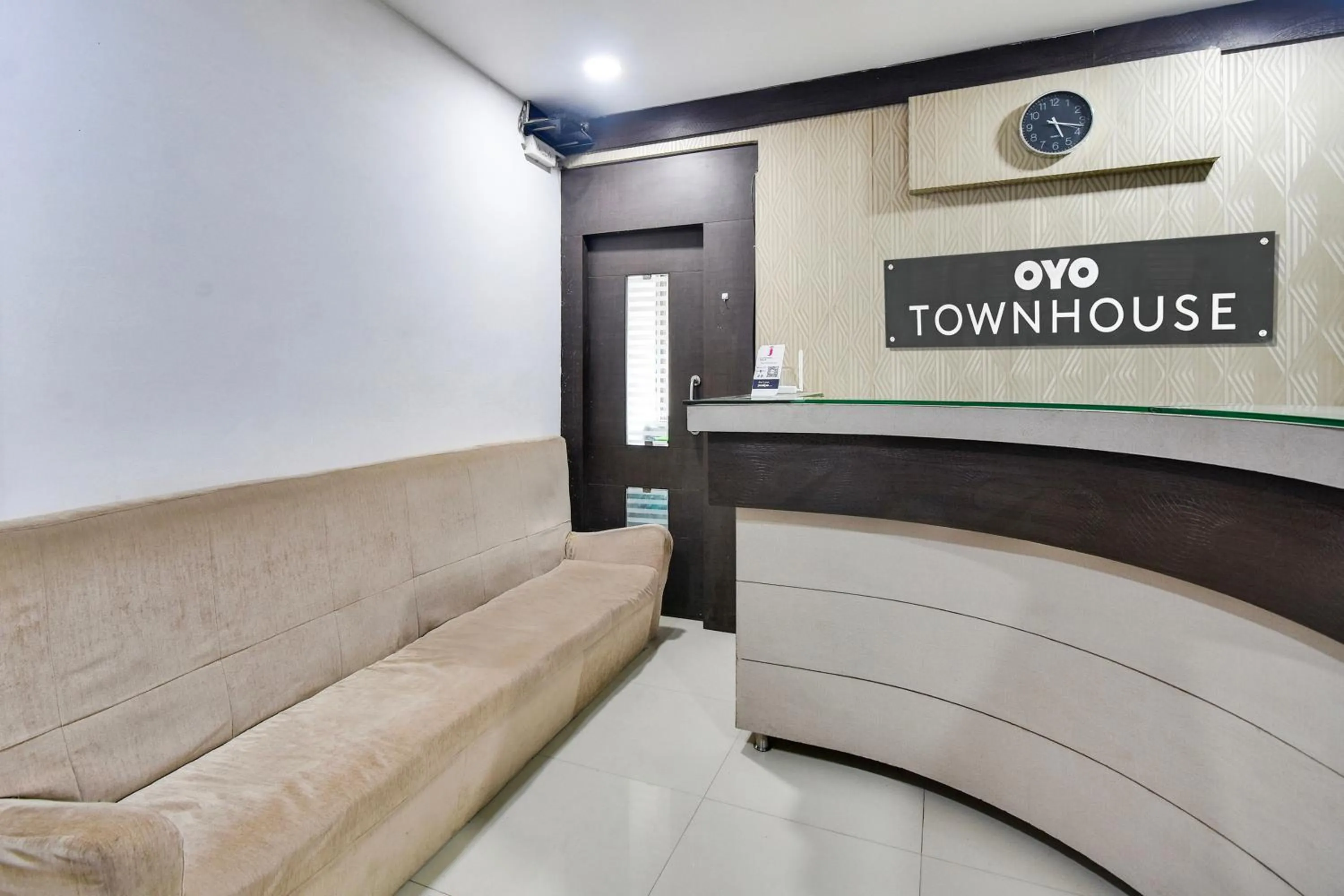 Lobby or reception in Collection O Elite Residency