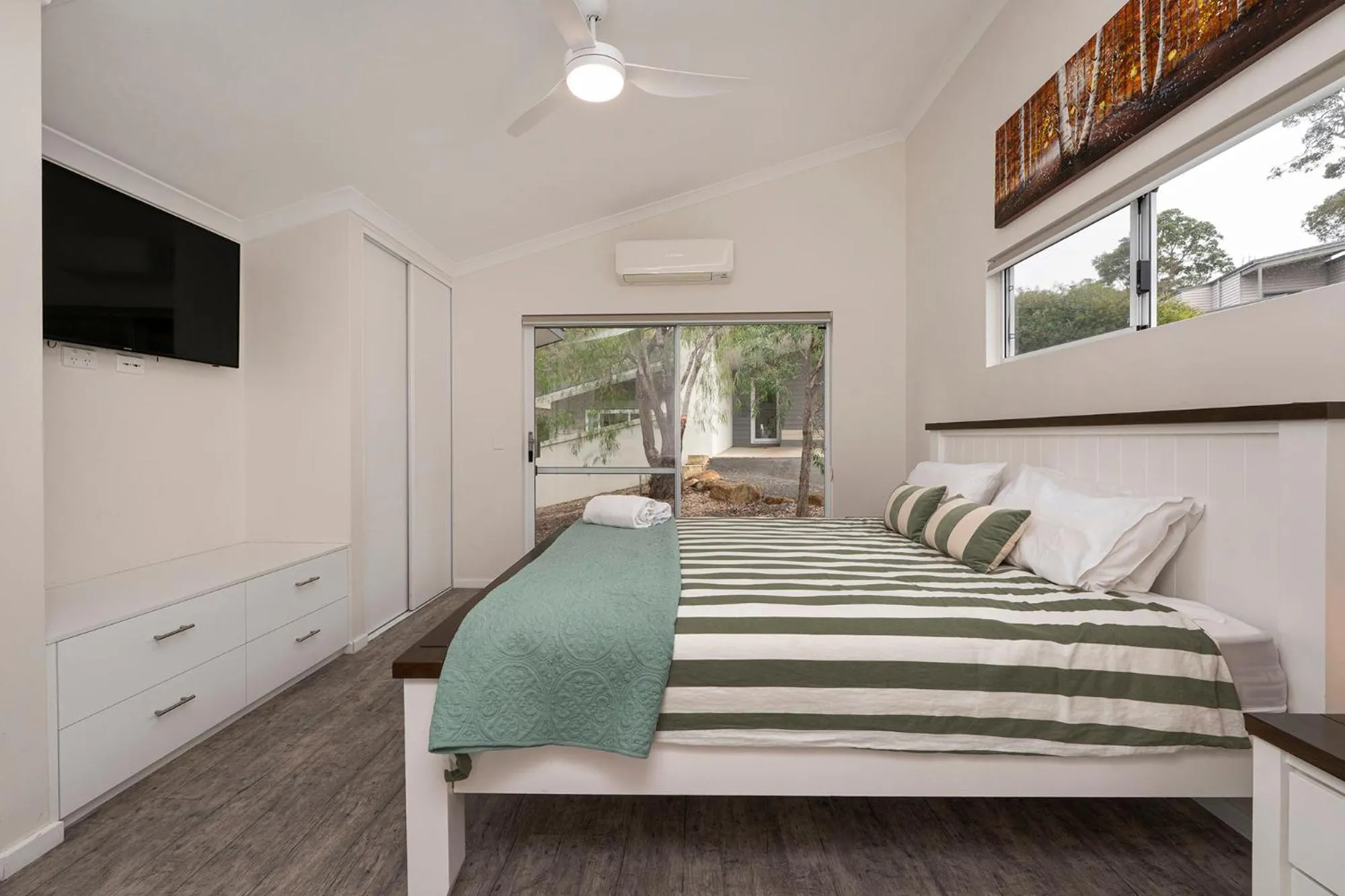 Bed in Milton's Retreat @ Cape Villas Dunsborough