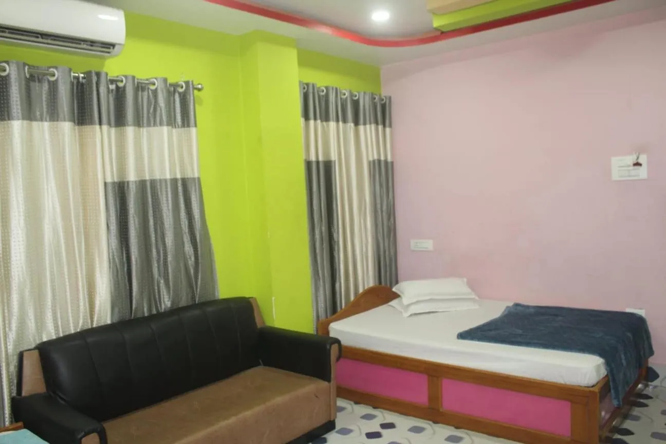 Bed in Hotel Giggle Coast Restro and Lodge