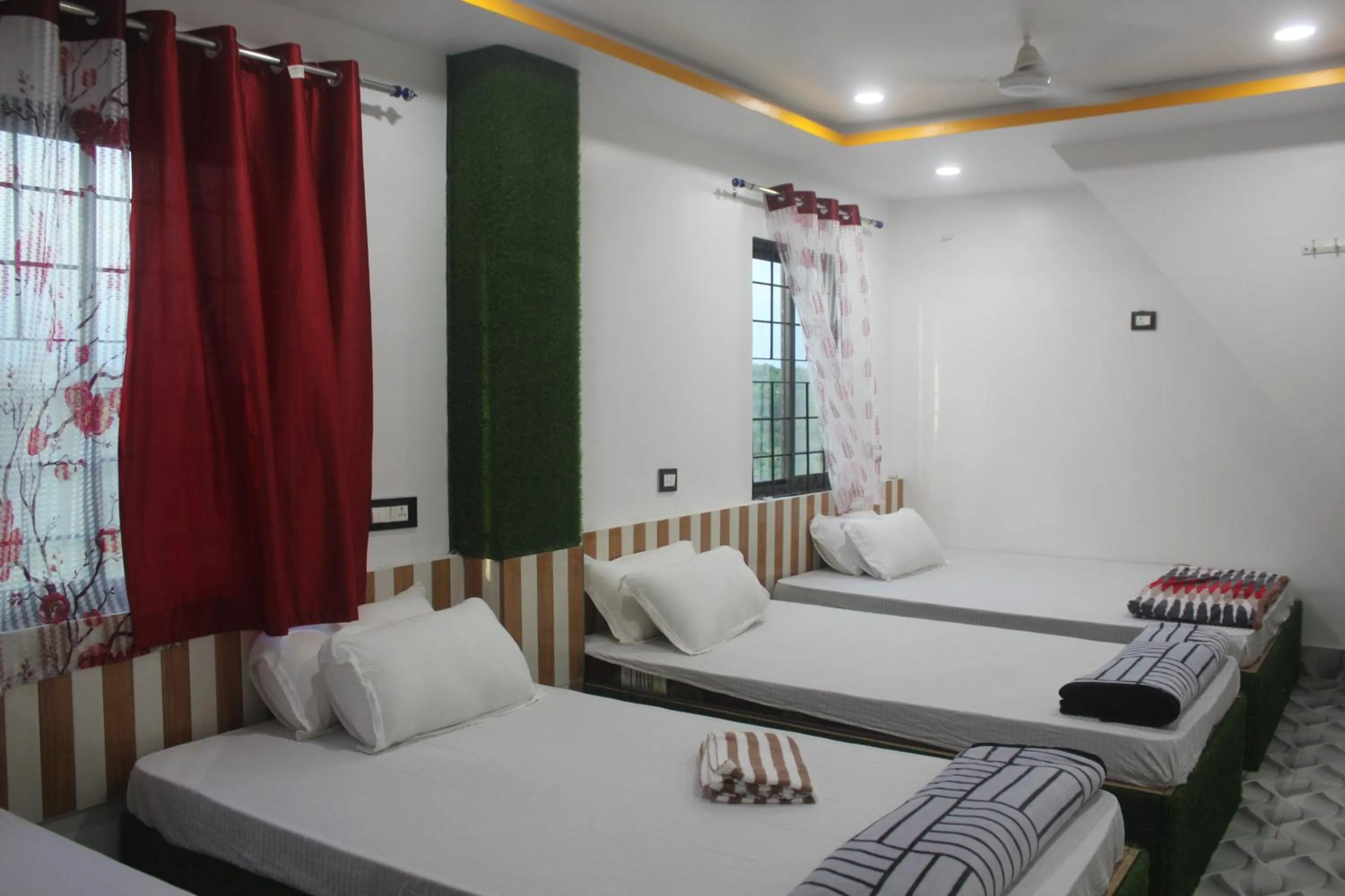 Bedroom in Hotel Giggle Coast Restro and Lodge