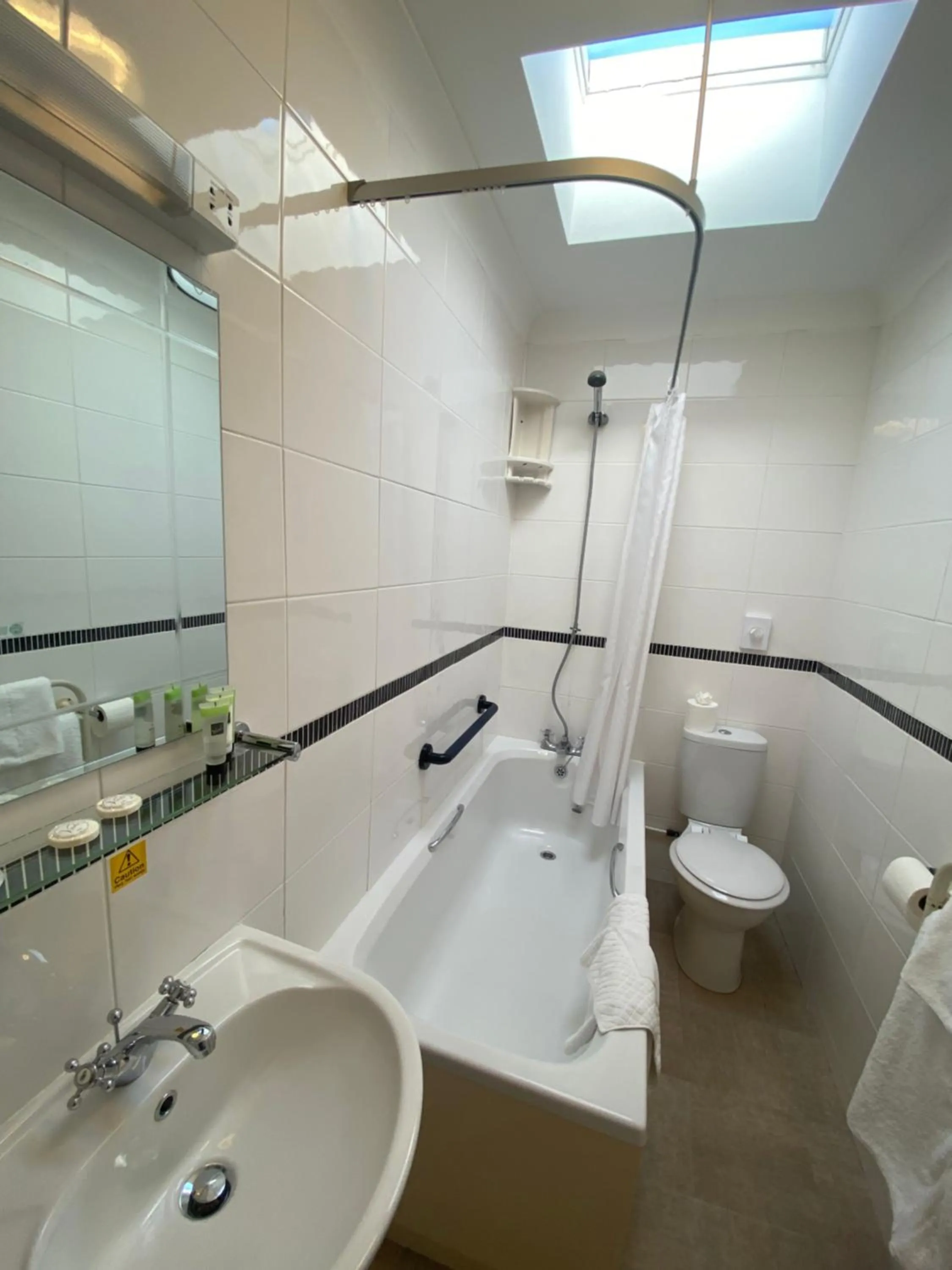 Bathroom in The Riviera Hotel & Apartments - Alum Chine