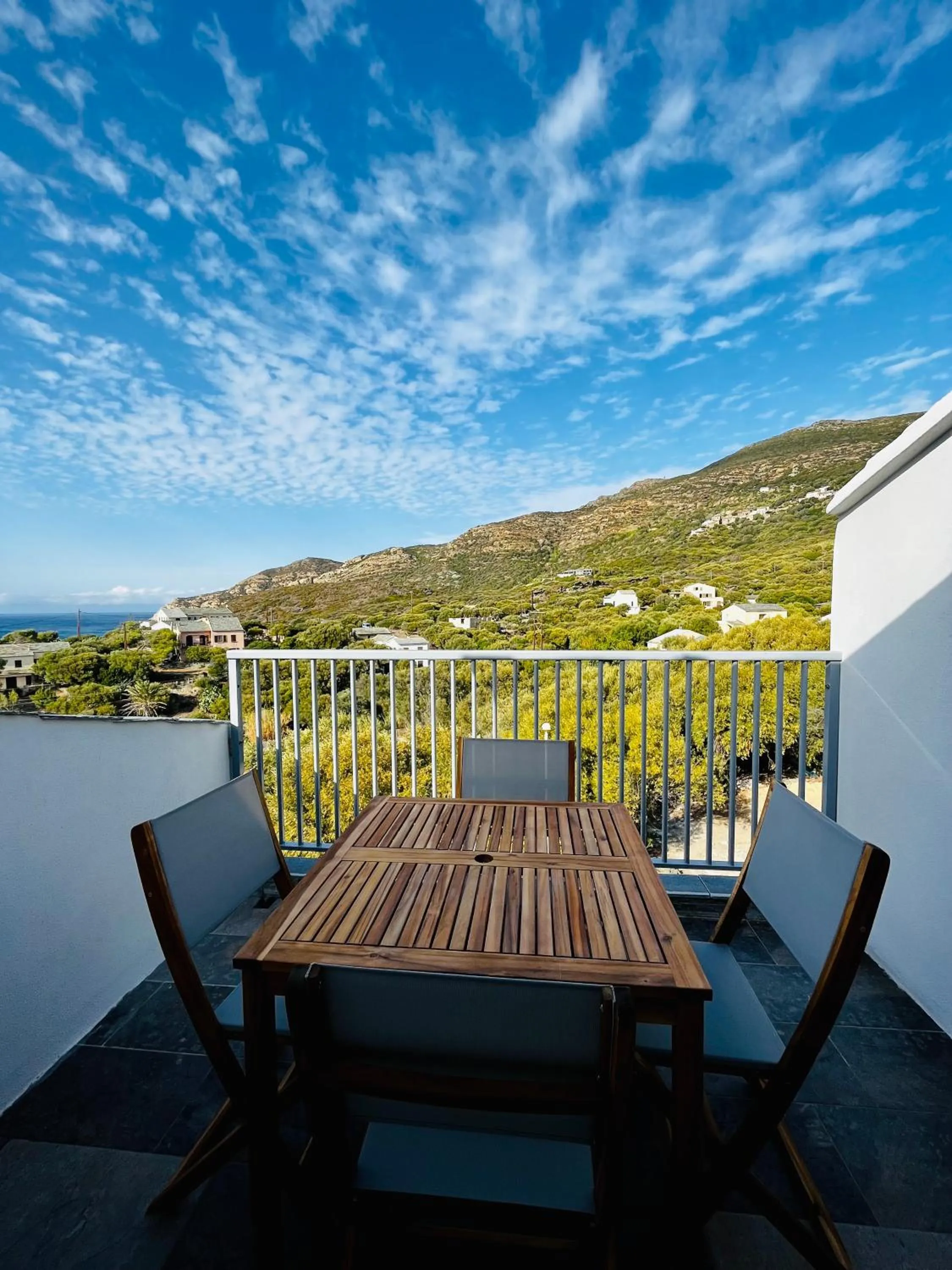 Natural landscape in Hôtel Résidence CAPENSE