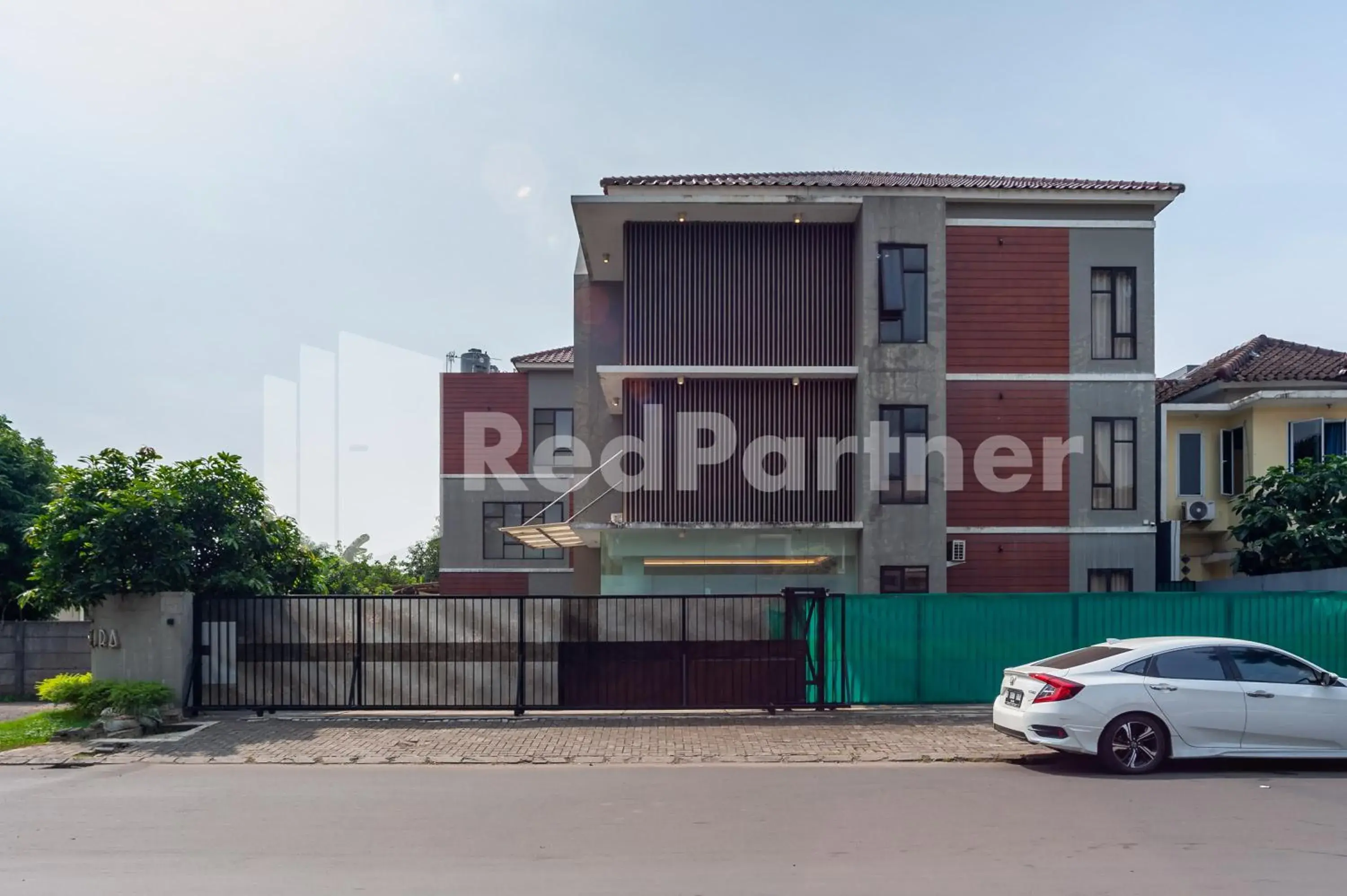 Property building in Urbanview Syariah Caseira Citra Raya Property building in Urbanview Syariah Caseira Citra Raya