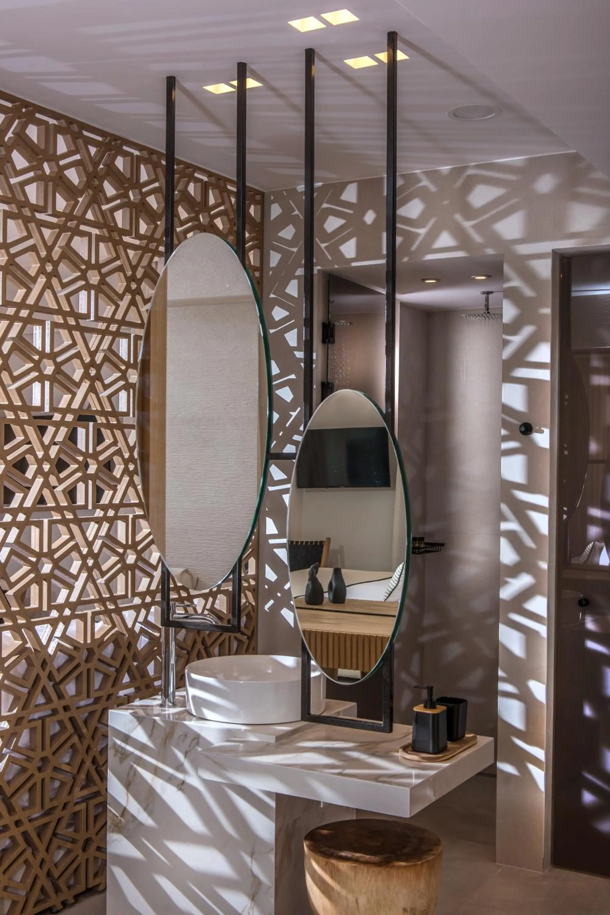 Photo of the whole room in Niriides Palace