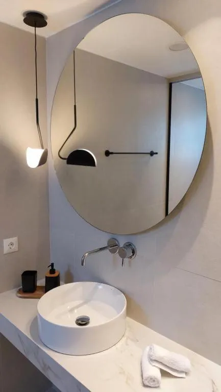 Bathroom in Niriides Palace